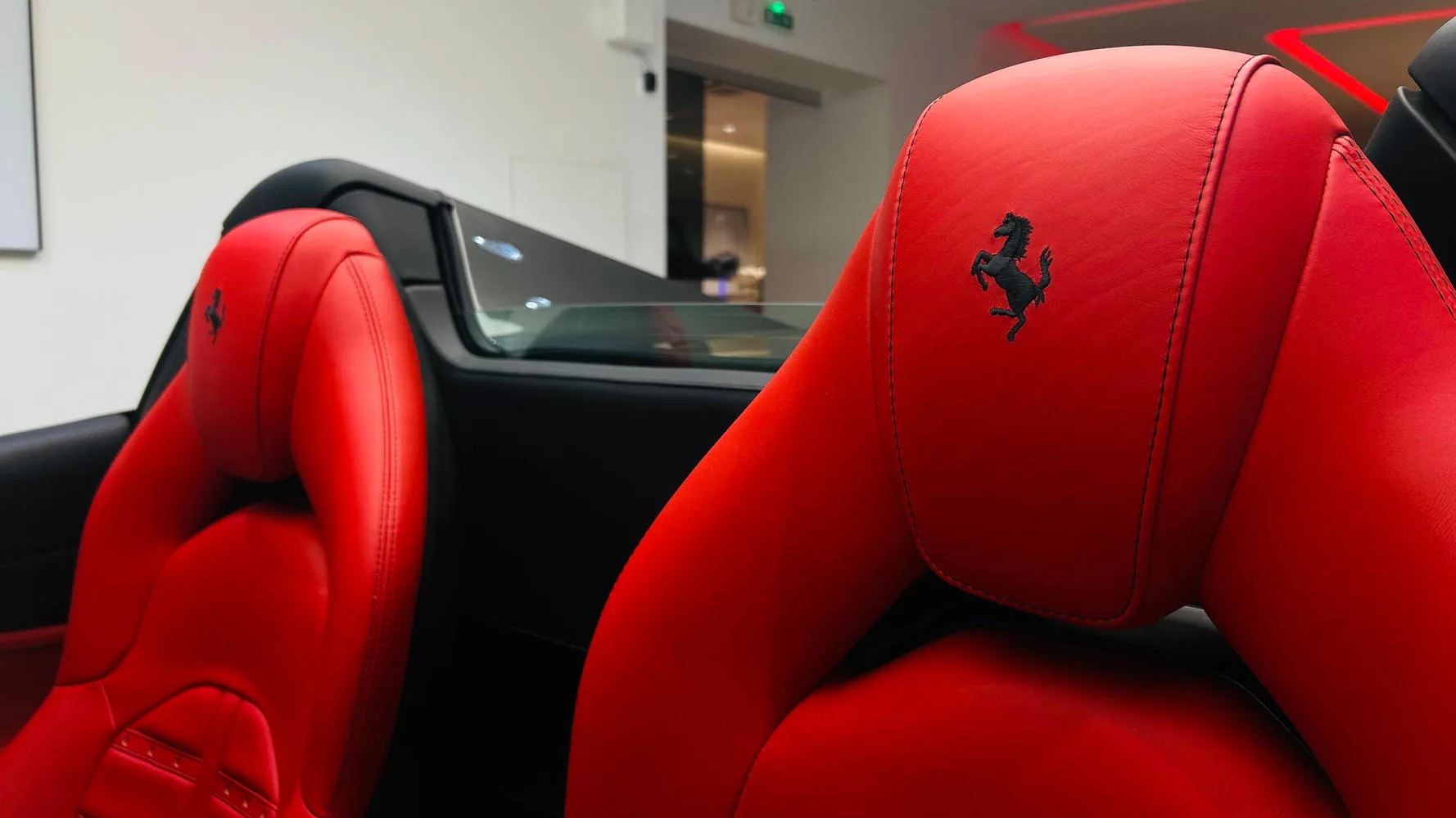 2017 Ferrari 488 Spider, 24/30