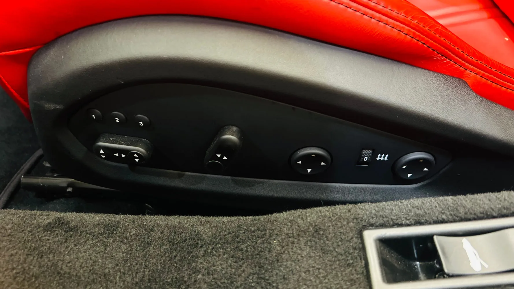 2017 Ferrari 488 Spider, 27/30