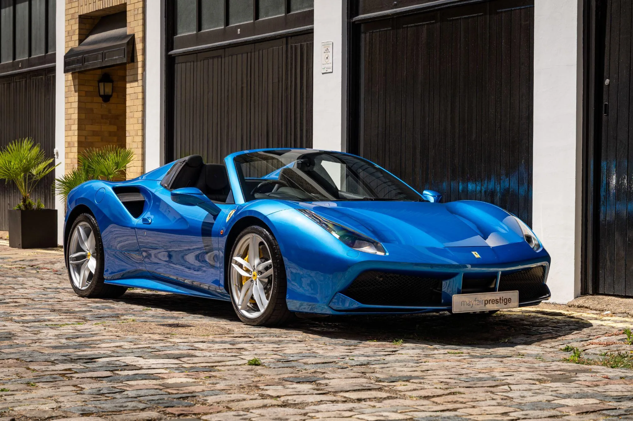 2017 Ferrari 488 Spider, 16/30