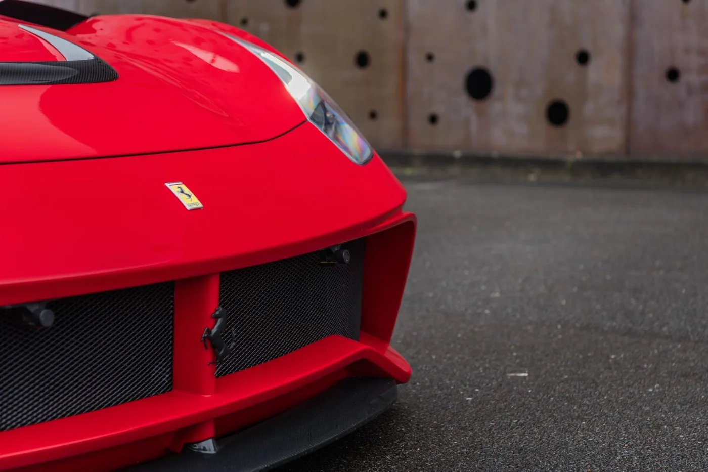 2017 Ferrari F12berlinetta offered by a supercar dealer in Gronau, Germany, photo 12 of 25