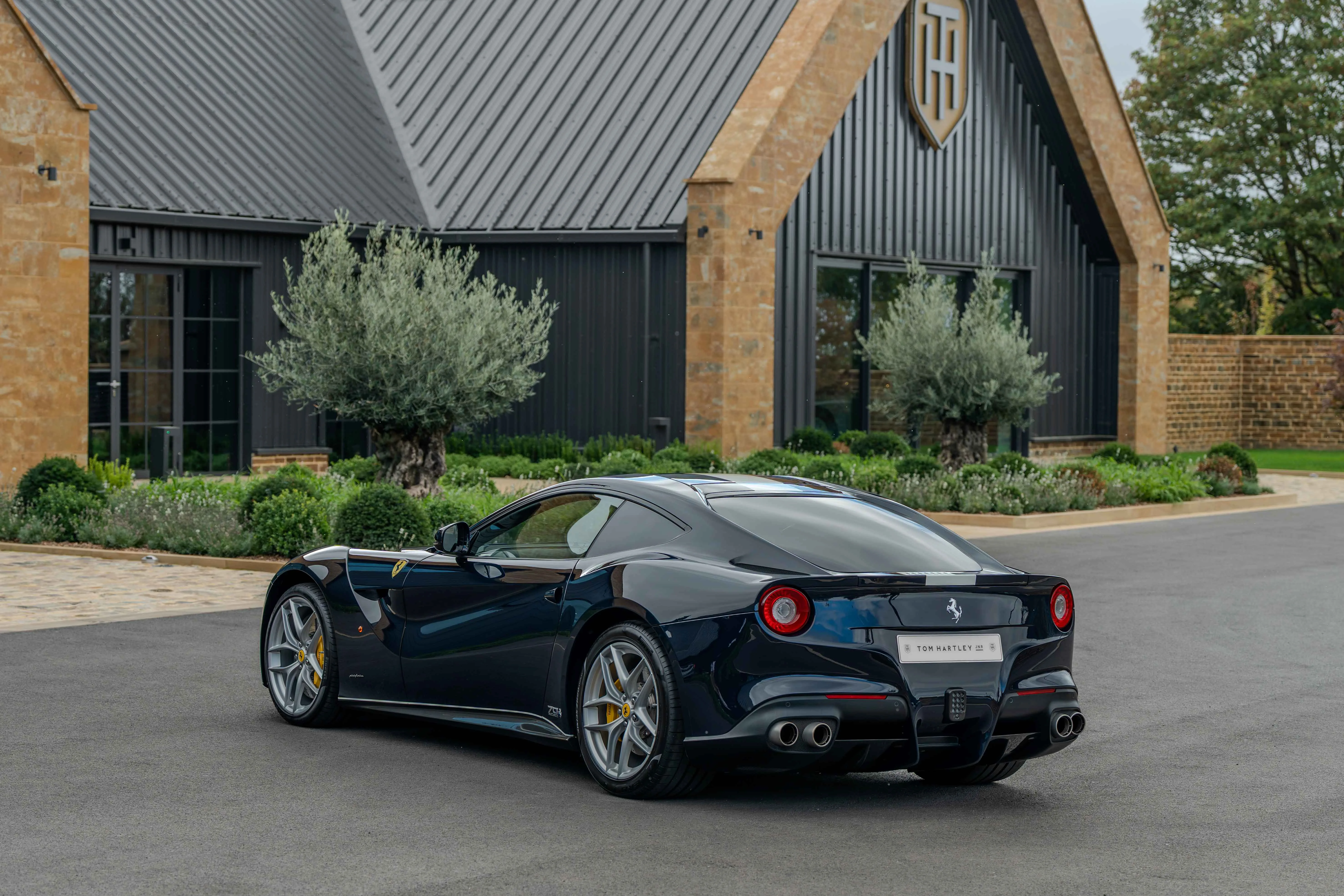 2017 Ferrari F12berlinetta 70th Anniversary, 4/30