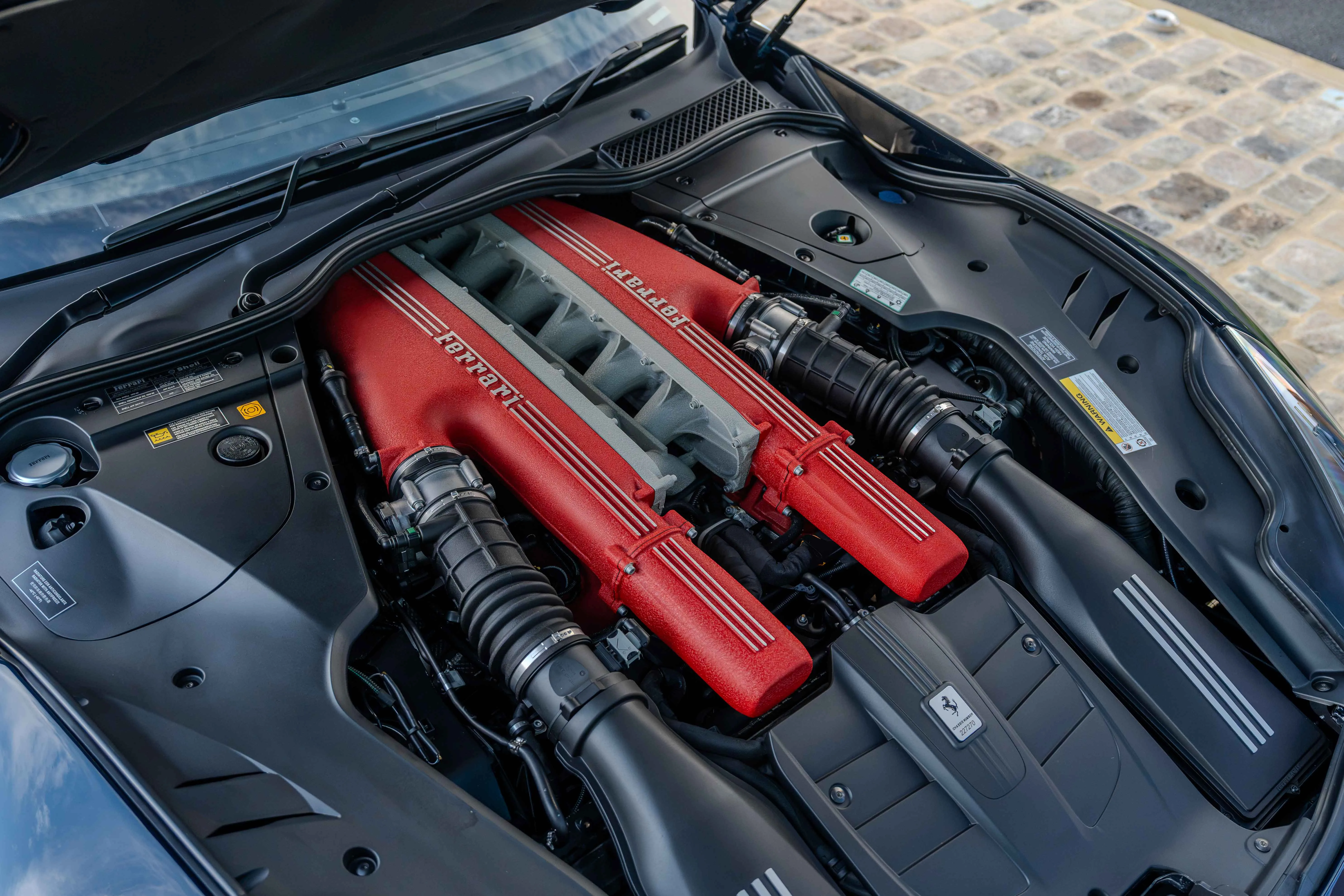 2017 Ferrari F12berlinetta 70th Anniversary, 24/30