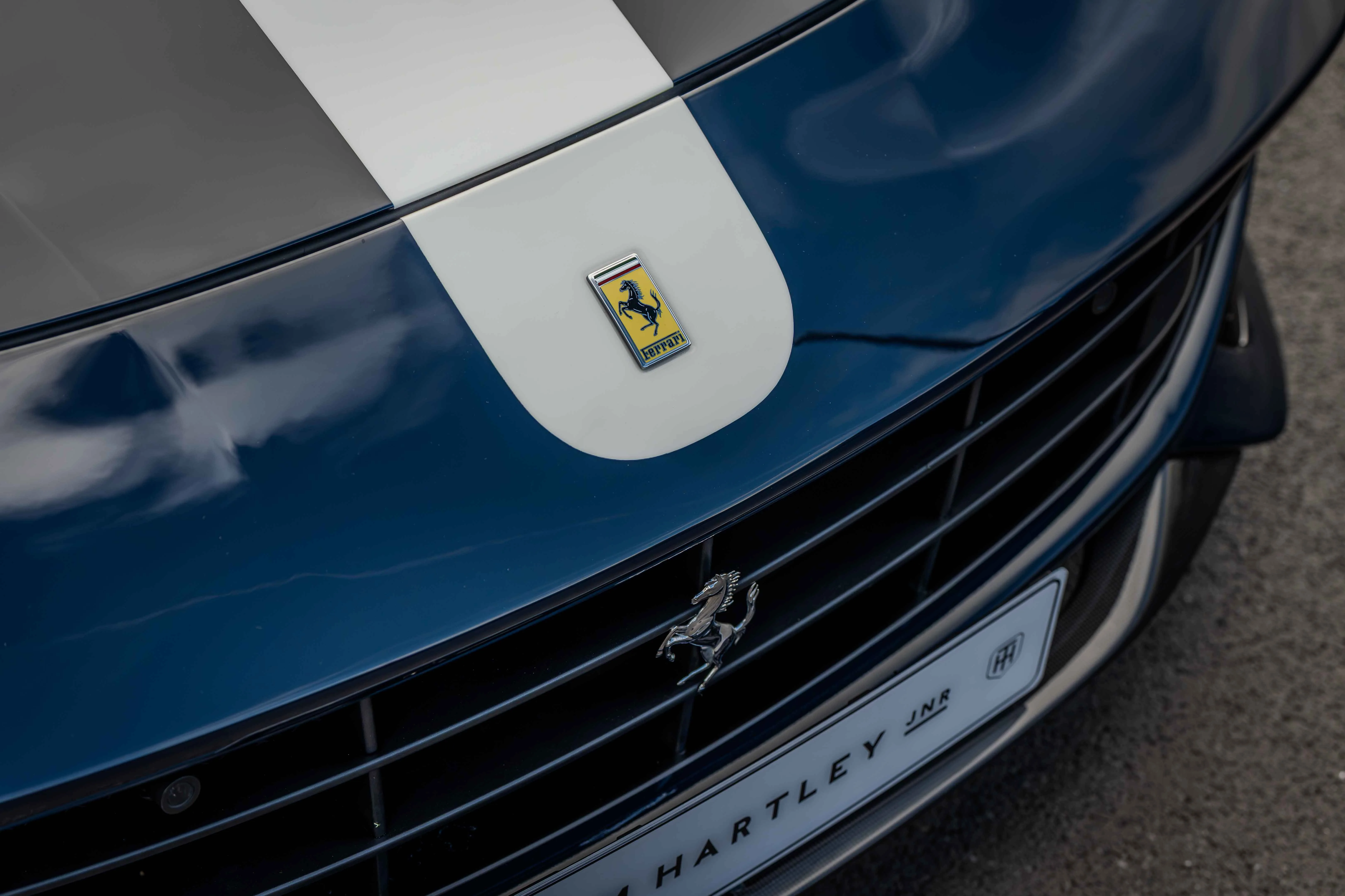 2017 Ferrari F12berlinetta 70th Anniversary, 26/30