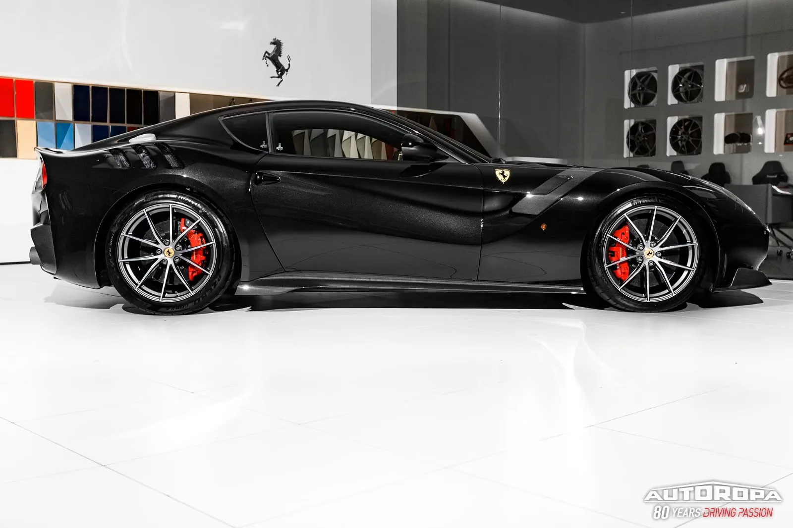 2017 Ferrari F12tdf, 3/15