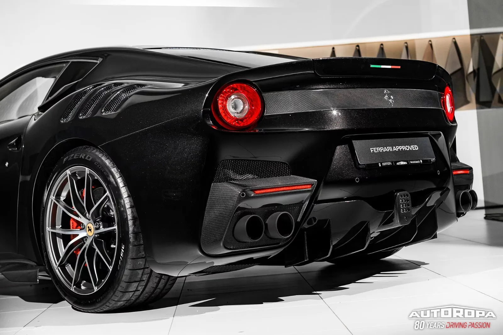 2017 Ferrari F12tdf, 8/15