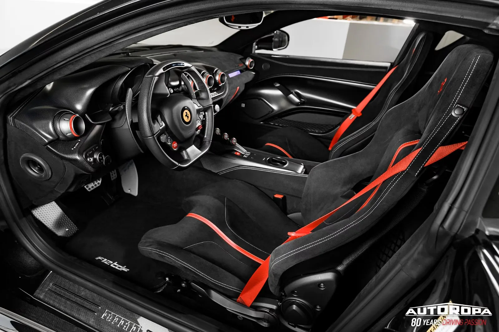 2017 Ferrari F12tdf, 9/15