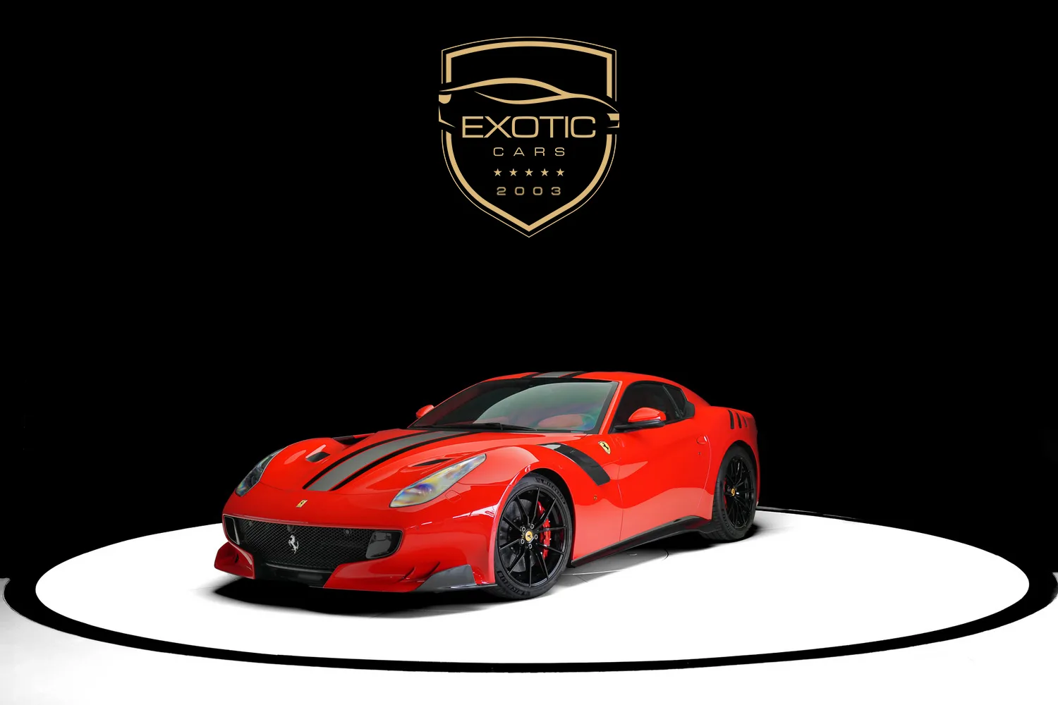2017 Ferrari F12tdf proposta da un concessionario specializzato a Dubai, Emirati Arabi Uniti, foto principale