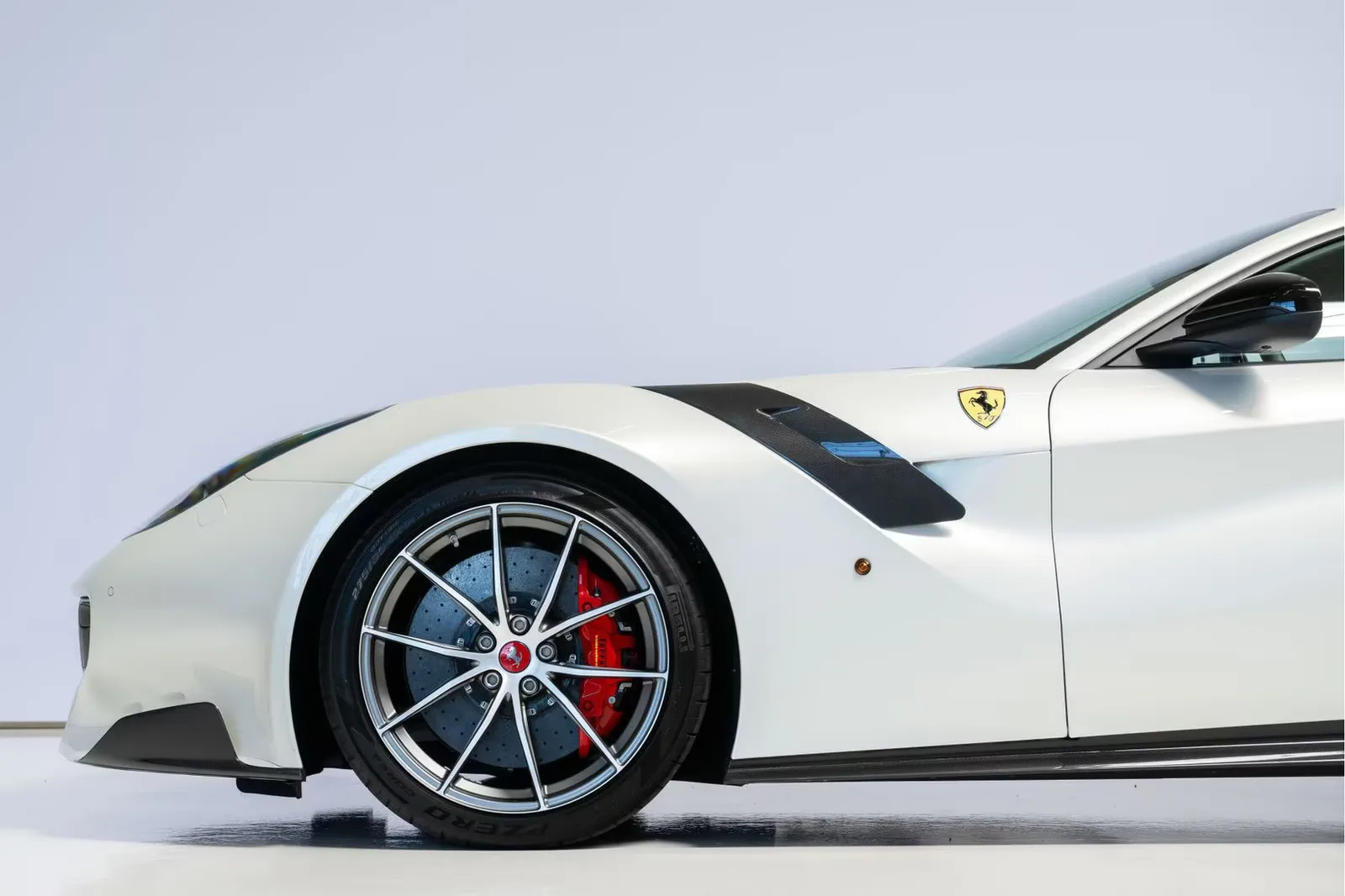 2017 Ferrari F12tdf, 4/25