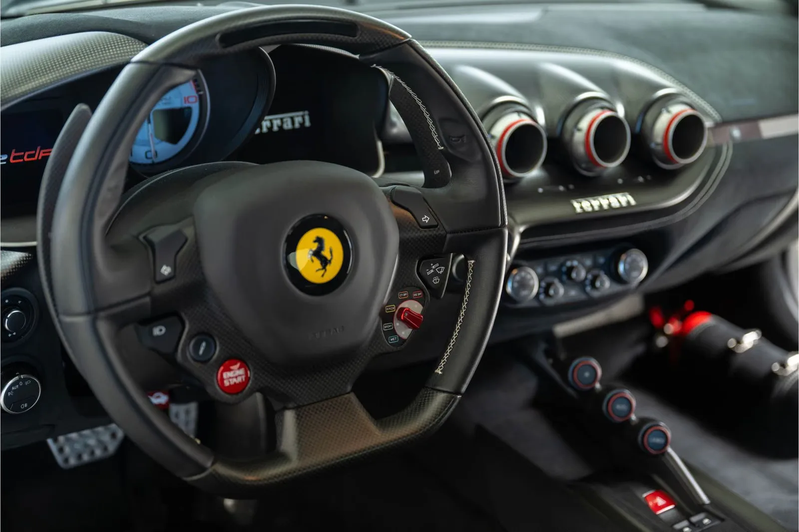 2017 Ferrari F12tdf, 19/25