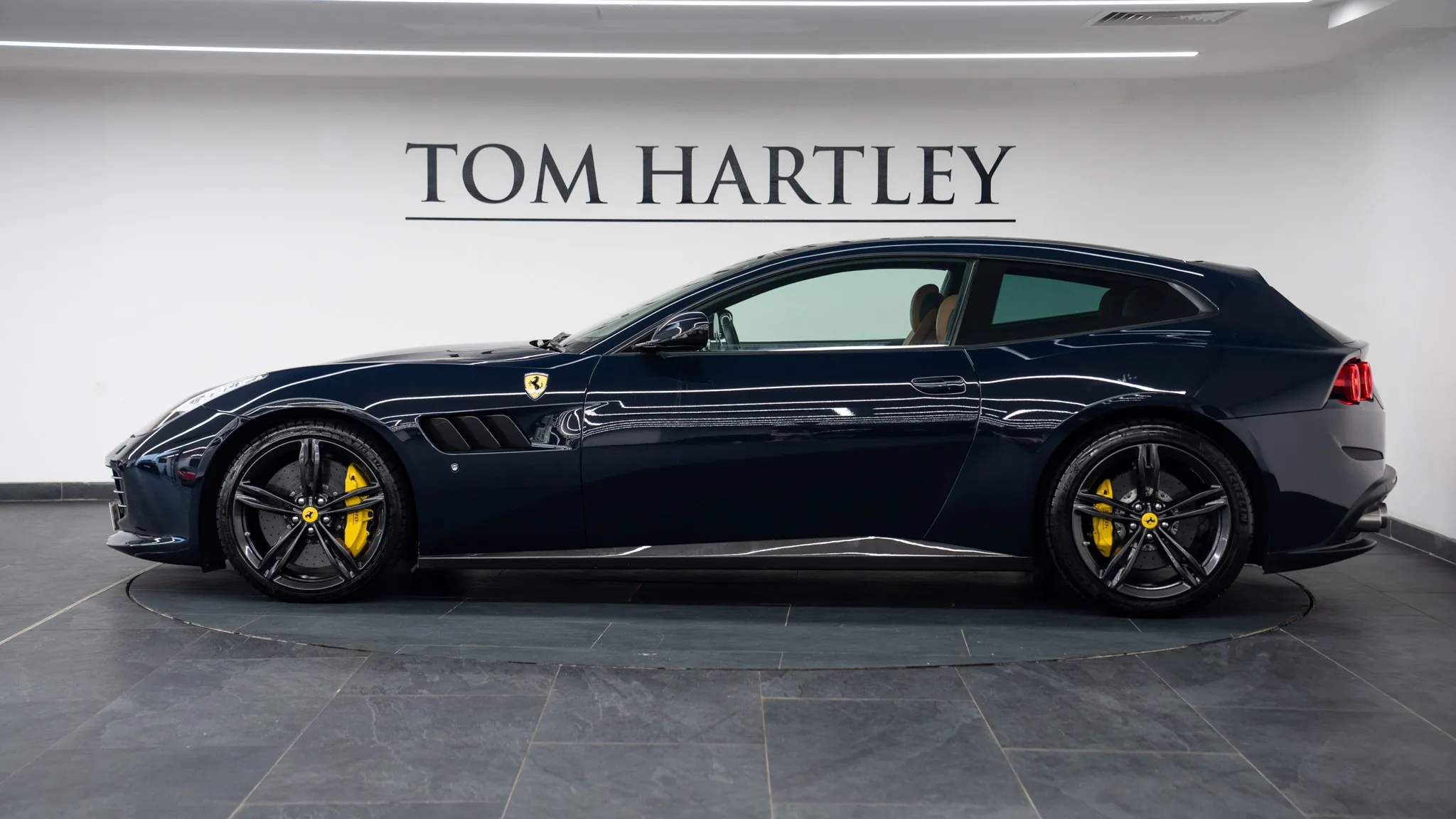 2017 Ferrari GTC4Lusso, 4/30