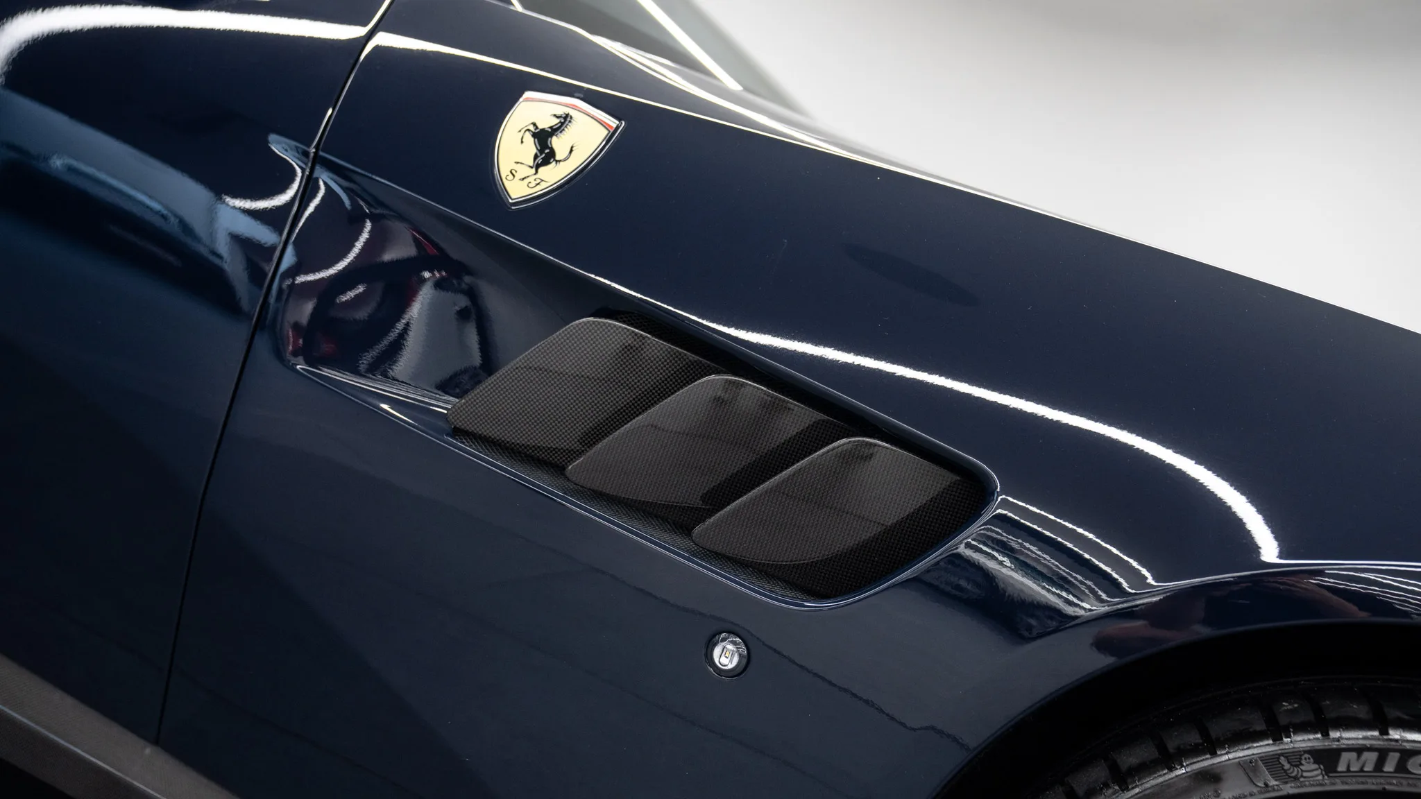 2017 Ferrari GTC4Lusso, 12/30