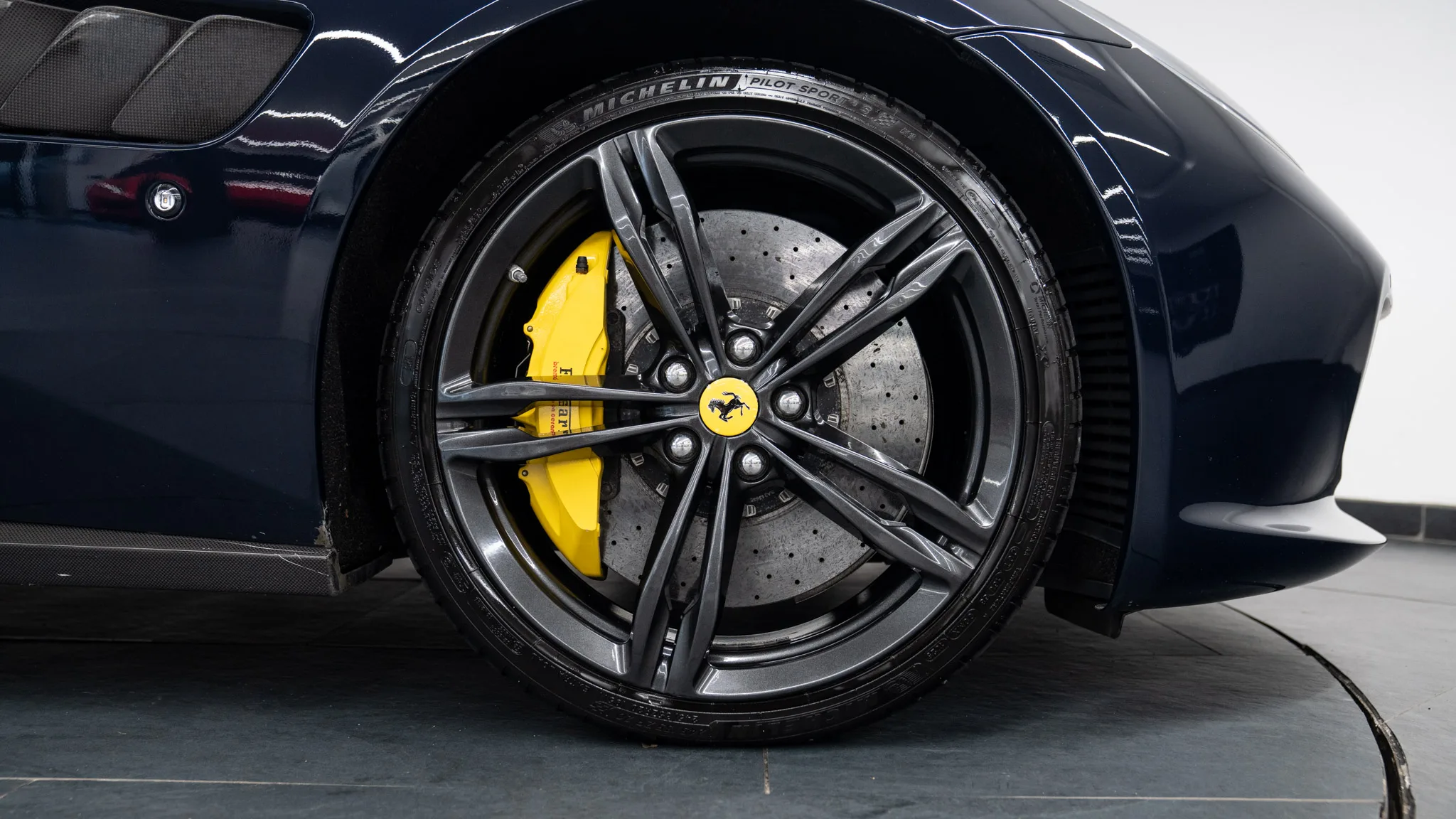 2017 Ferrari GTC4Lusso, 13/30