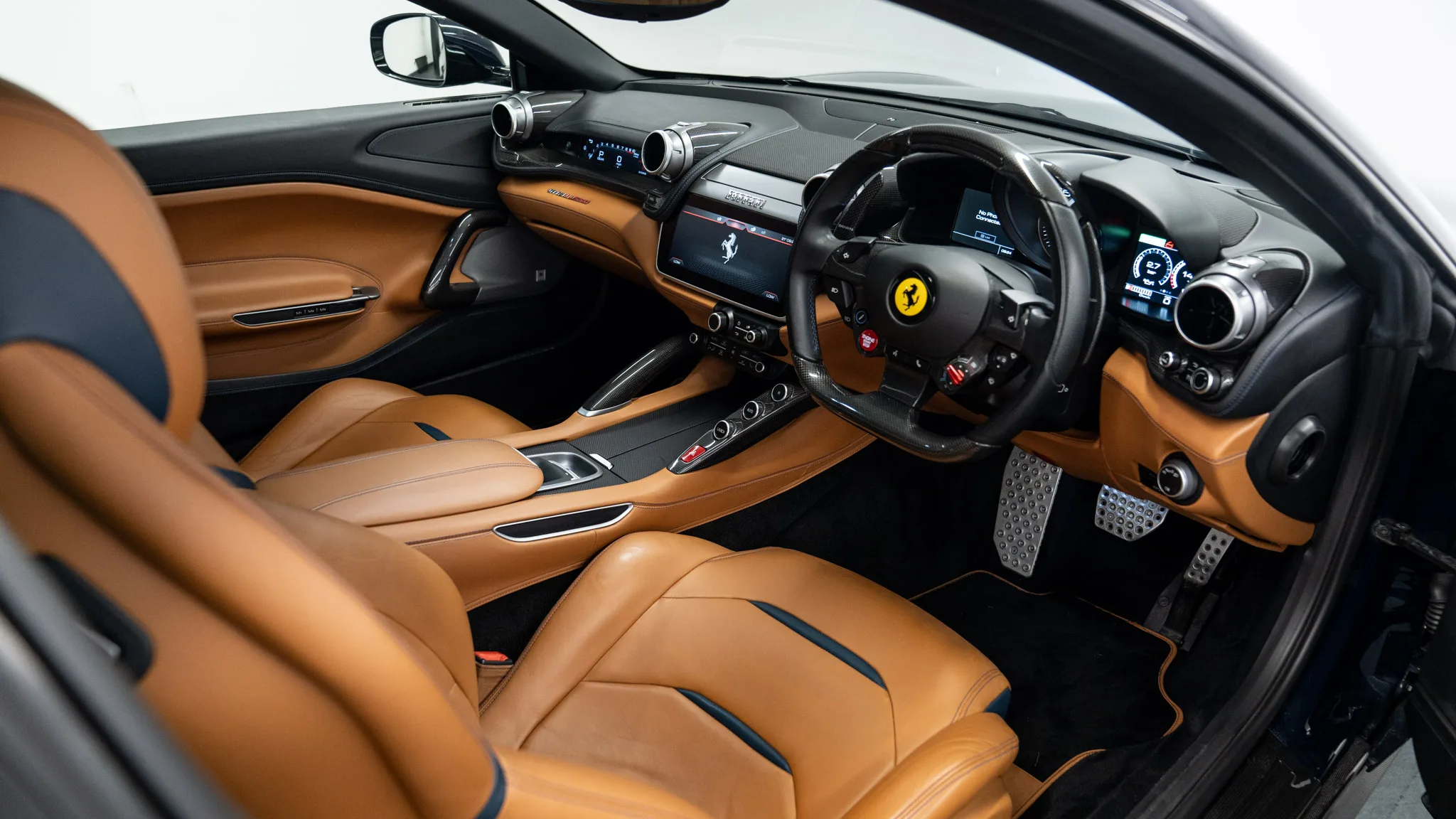 2017 Ferrari GTC4Lusso, 21/30