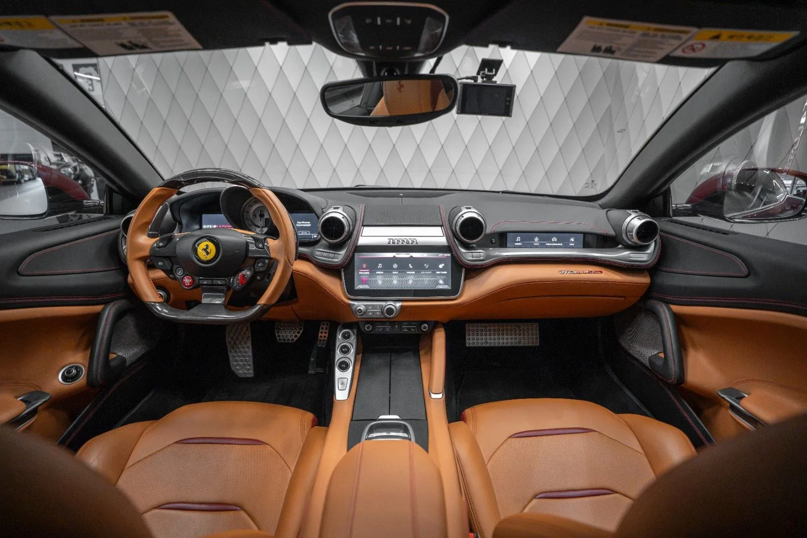 2017 Ferrari GTC4Lusso, 18/29