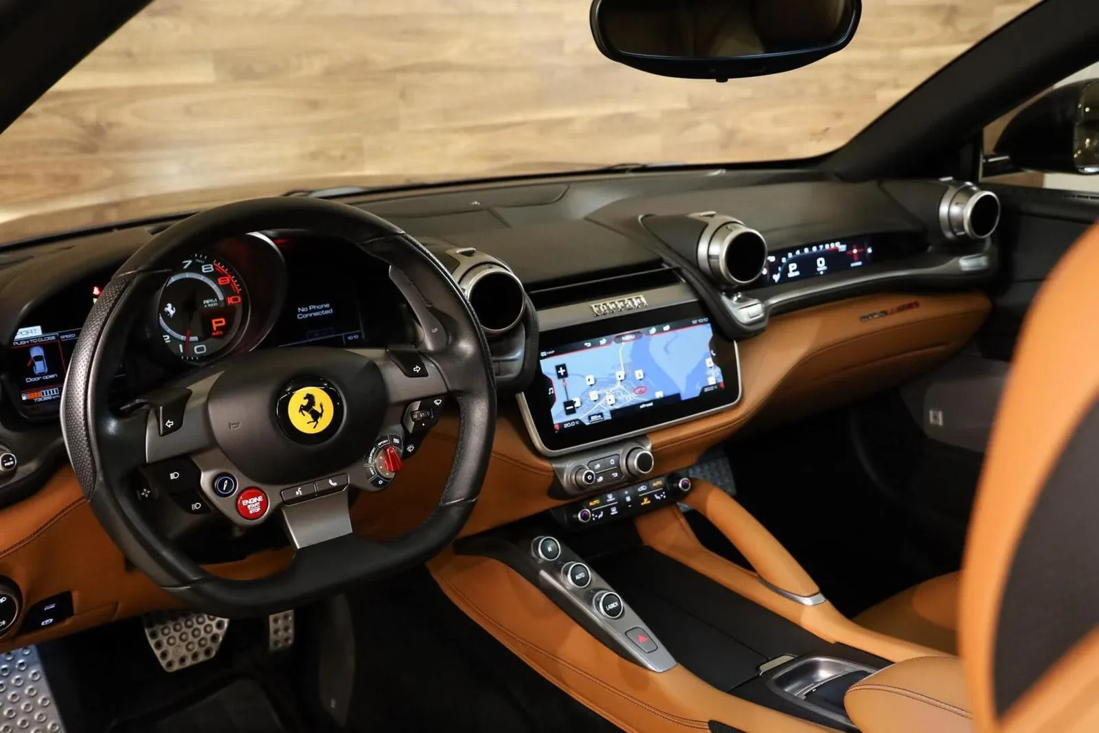 2017 Ferrari GTC4Lusso, 3/30