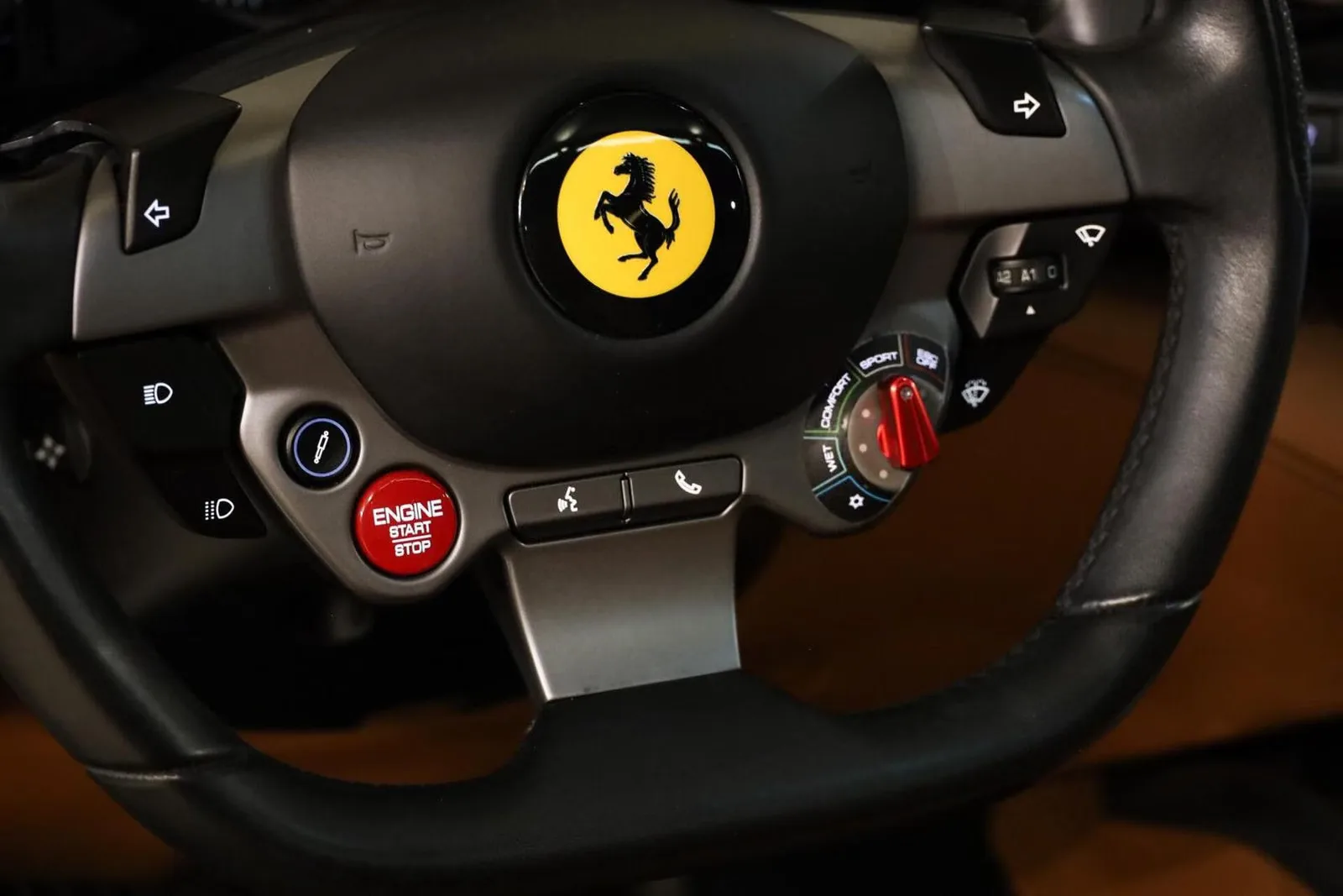 2017 Ferrari GTC4Lusso, 29/30
