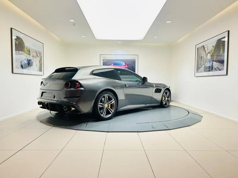 2017 Ferrari GTC4Lusso, 4/20