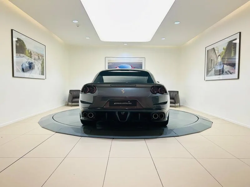 2017 Ferrari GTC4Lusso, 9/20