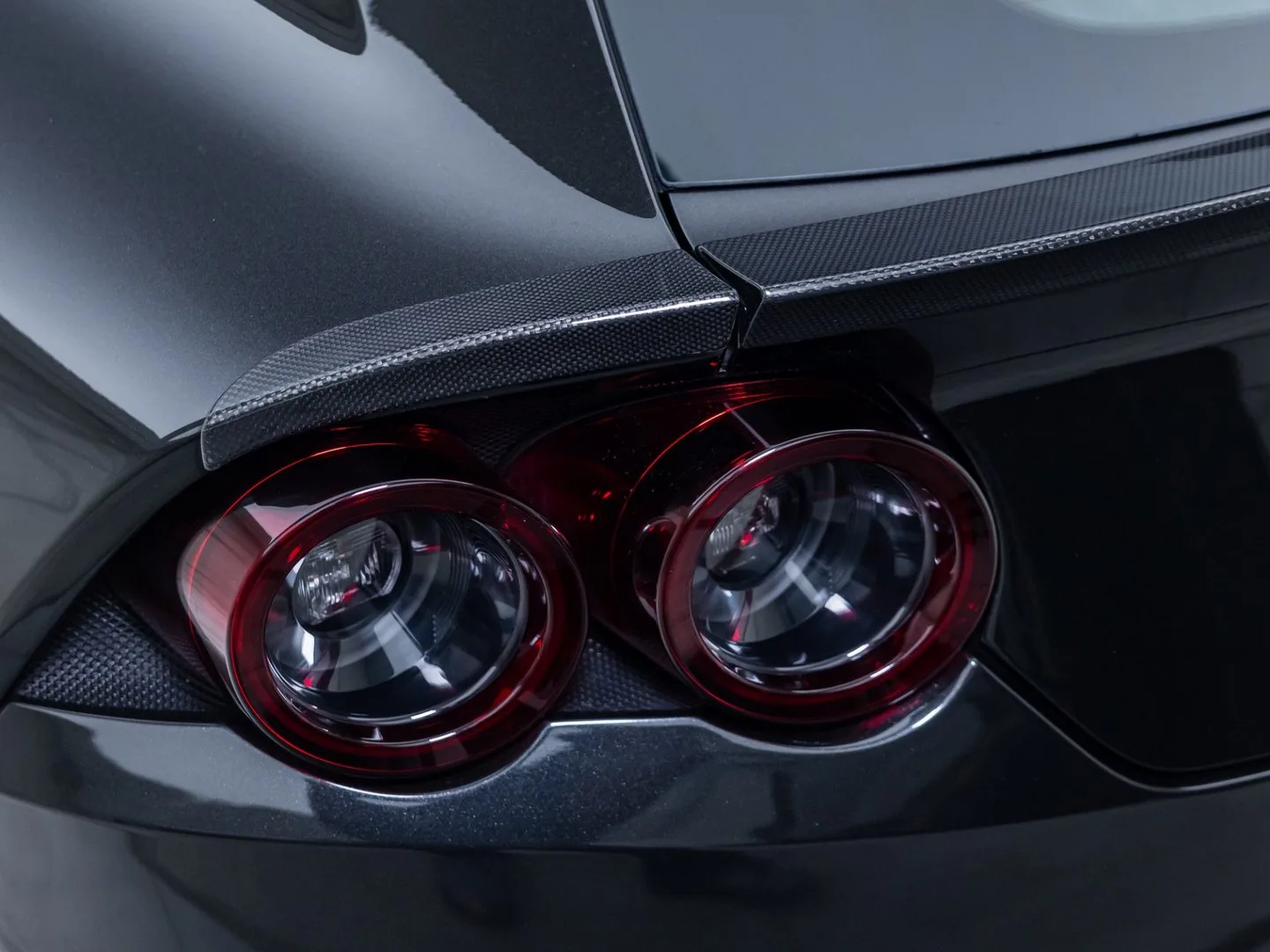 2017 Ferrari GTC4Lusso V12, 29/30