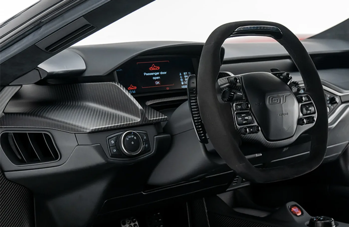 2017 Ford GT proposée par un concessionnaire spécialisé à Dubai, Émirats arabes unis, photo 5 sur 10
