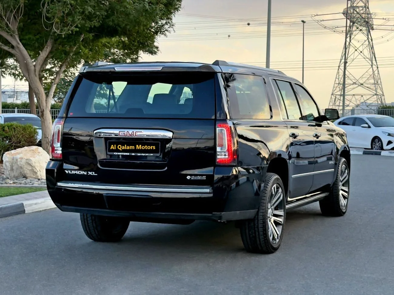 2017 GMC Yukon Denali Cool Box/hf Tailgate angeboten von einem Fachhändler in Dubai, Vereinigte Arabische Emirate, Foto 7 von 14