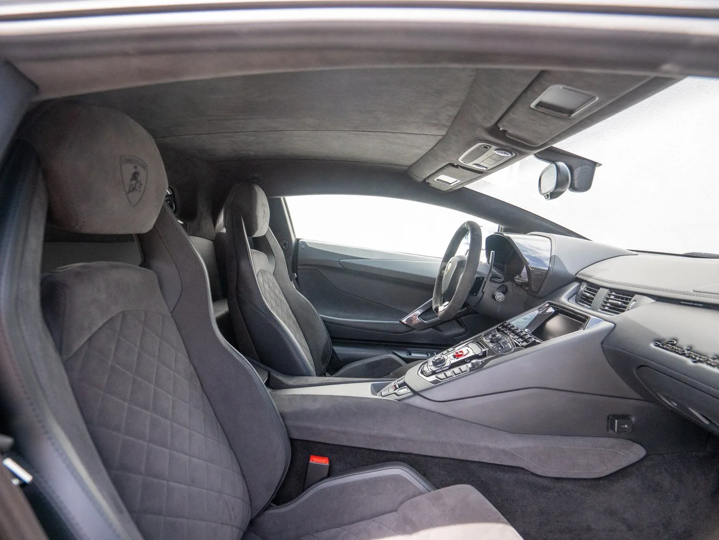 2017 Lamborghini Aventador S angeboten von einem Fachhändler in Singen, Deutschland, Foto 9 von 15