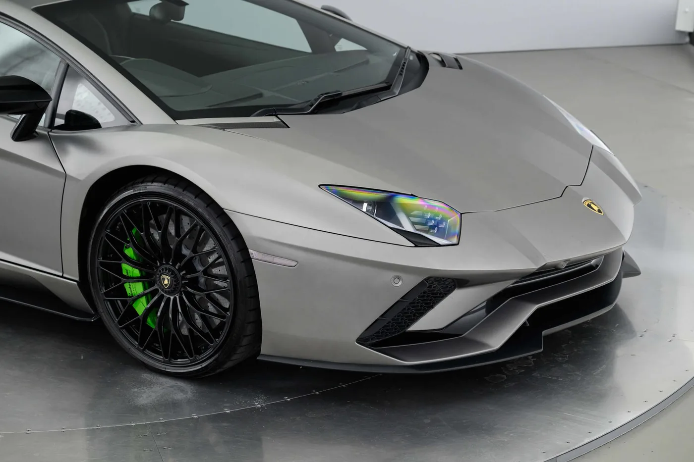 2017 Lamborghini Aventador S proposée par un groupe de concessions agréées à Hatfield, Royaume-Uni, photo 20 sur 20