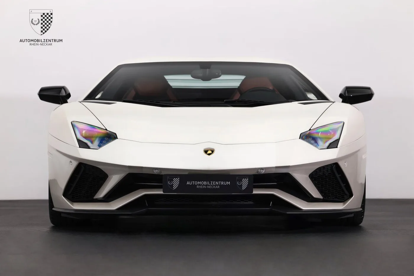 2017 Lamborghini Aventador S angeboten von einem Supersportwagenhändler in Viernheim, Deutschland, Foto 2 von 25