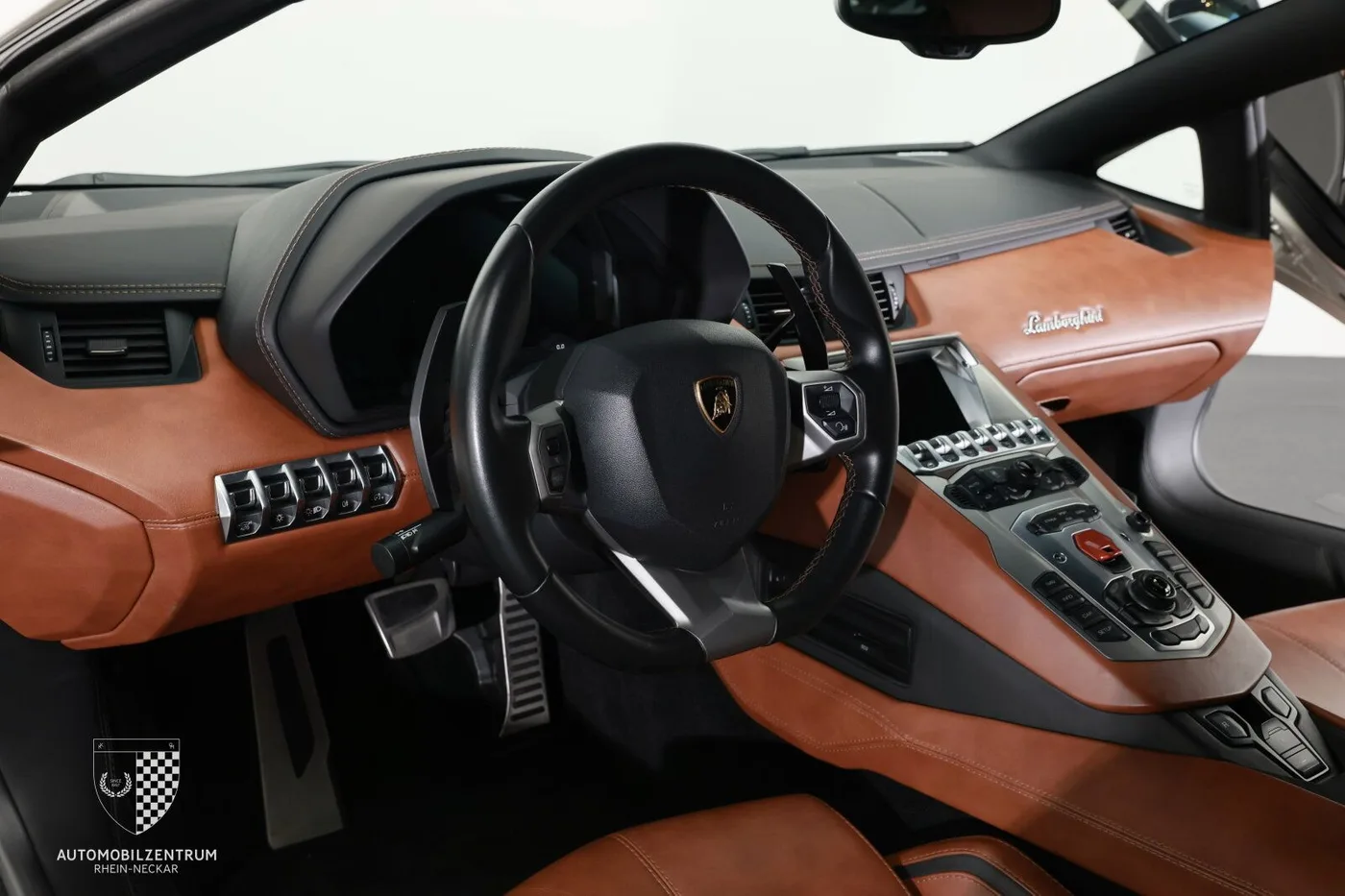 2017 Lamborghini Aventador S angeboten von einem Supersportwagenhändler in Viernheim, Deutschland, Foto 10 von 25