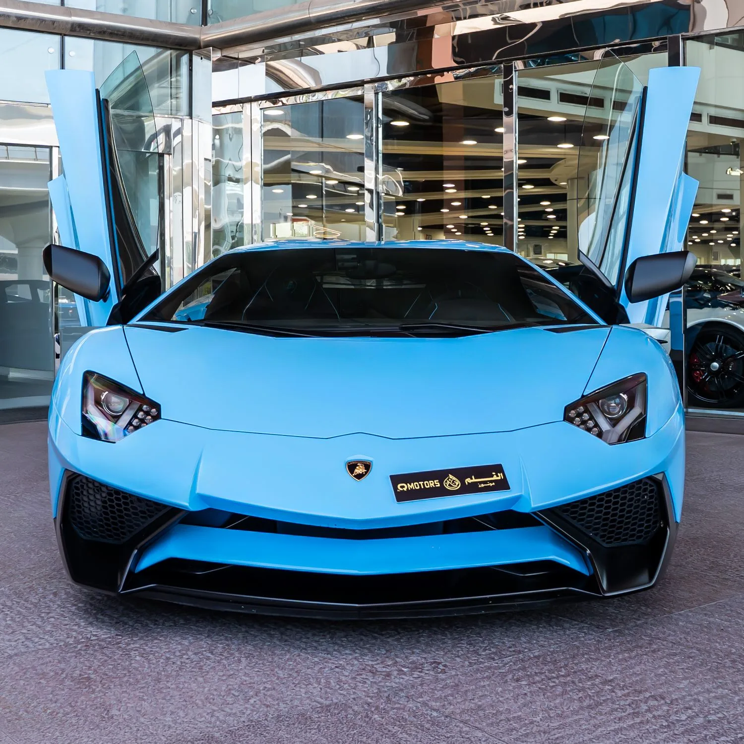 2017 Lamborghini Aventador SV proposée par un concessionnaire spécialisé à Dubai, Émirats arabes unis, photo 21 sur 27