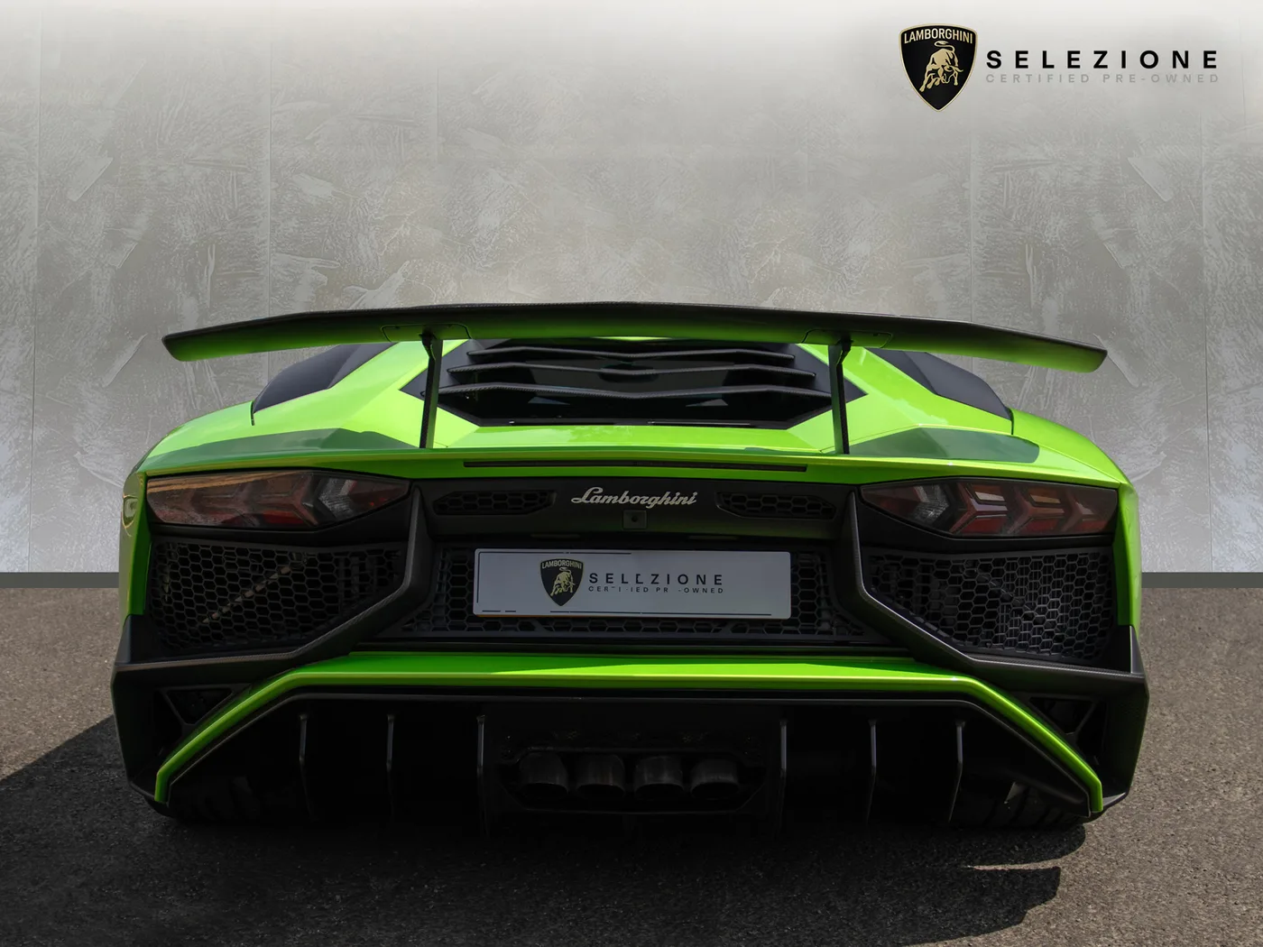 2017 Lamborghini Aventador SV LP 750-4 angeboten von einer Vertragshändlergruppe in Manchester, Vereinigtes Königreich, Foto 4 von 20