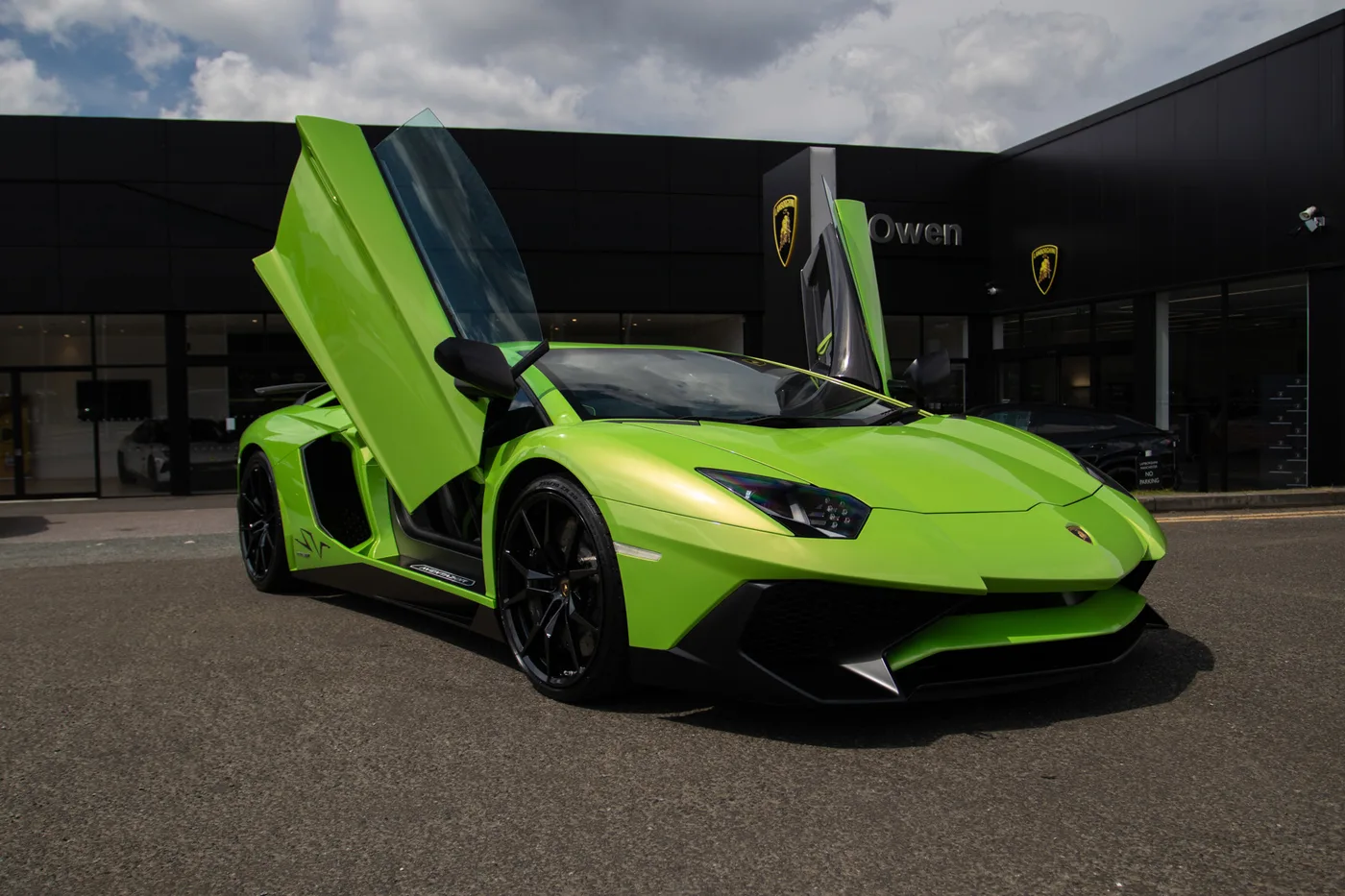 2017 Lamborghini Aventador SV LP 750-4 angeboten von einer Vertragshändlergruppe in Manchester, Vereinigtes Königreich, Foto 17 von 20