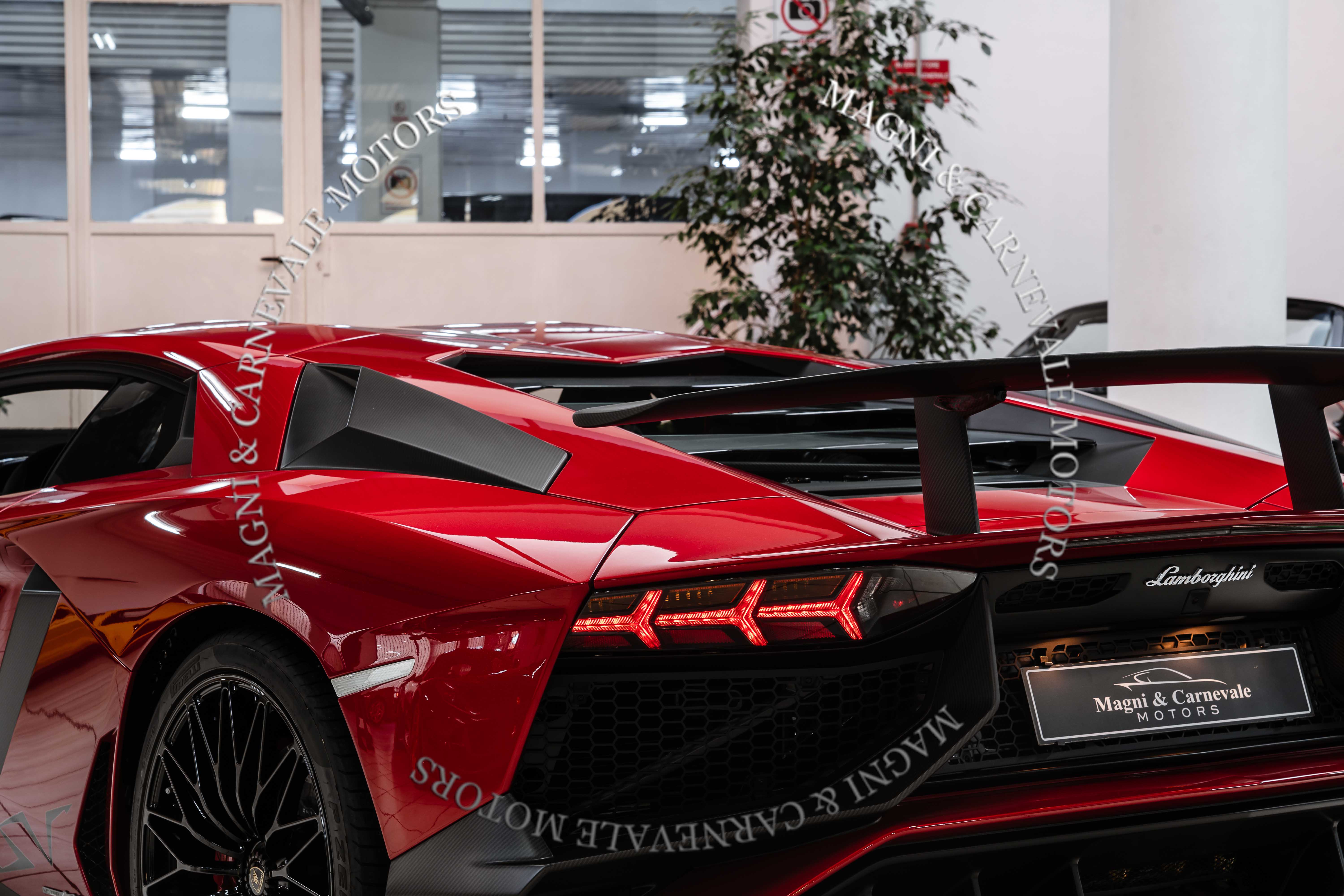 2017 Lamborghini Aventador SV LP 750-4 angeboten von einem Fachhändler in Milan, Italien, Foto 15 von 20