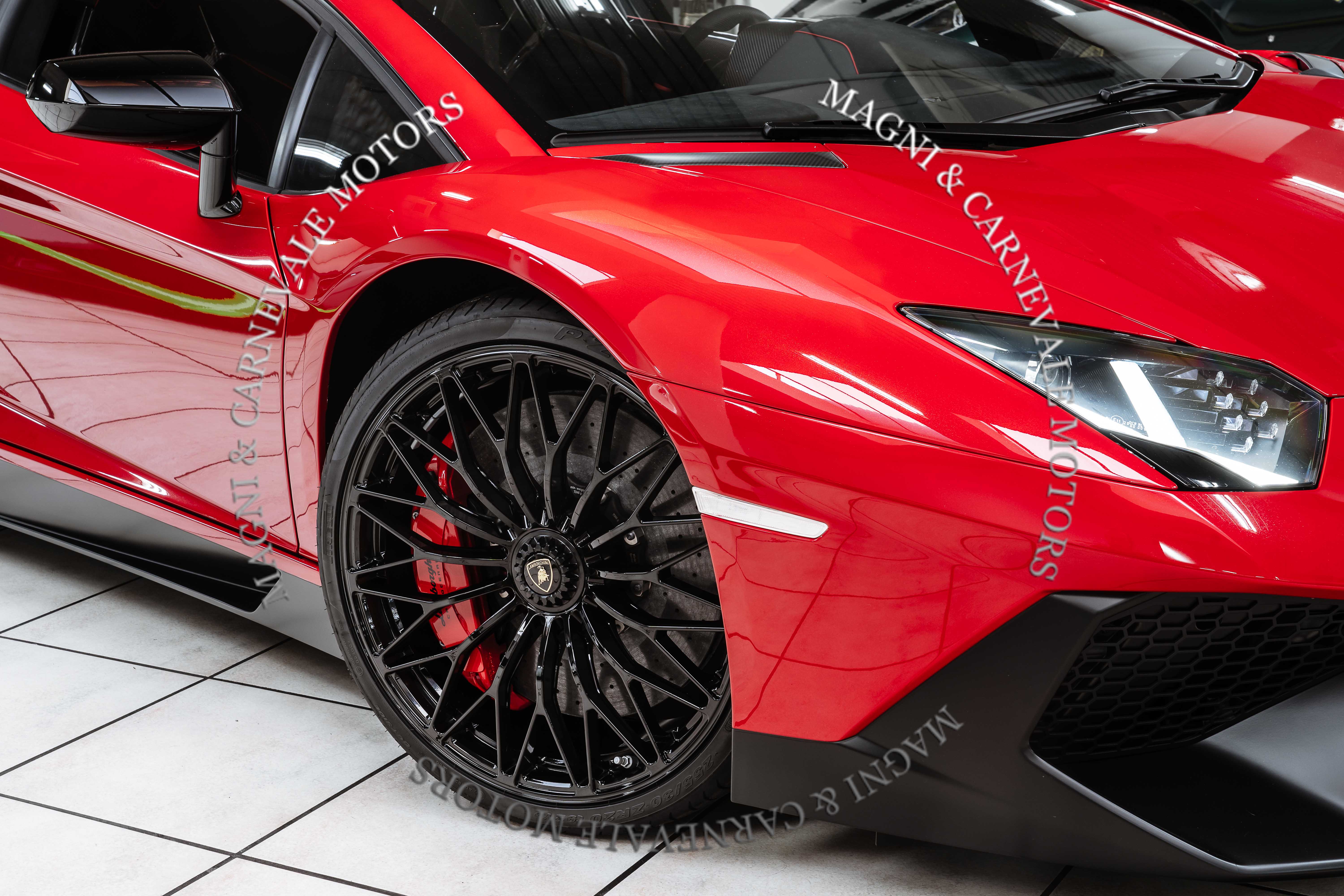 2017 Lamborghini Aventador SV LP 750-4 angeboten von einem Fachhändler in Milan, Italien, Foto 18 von 20