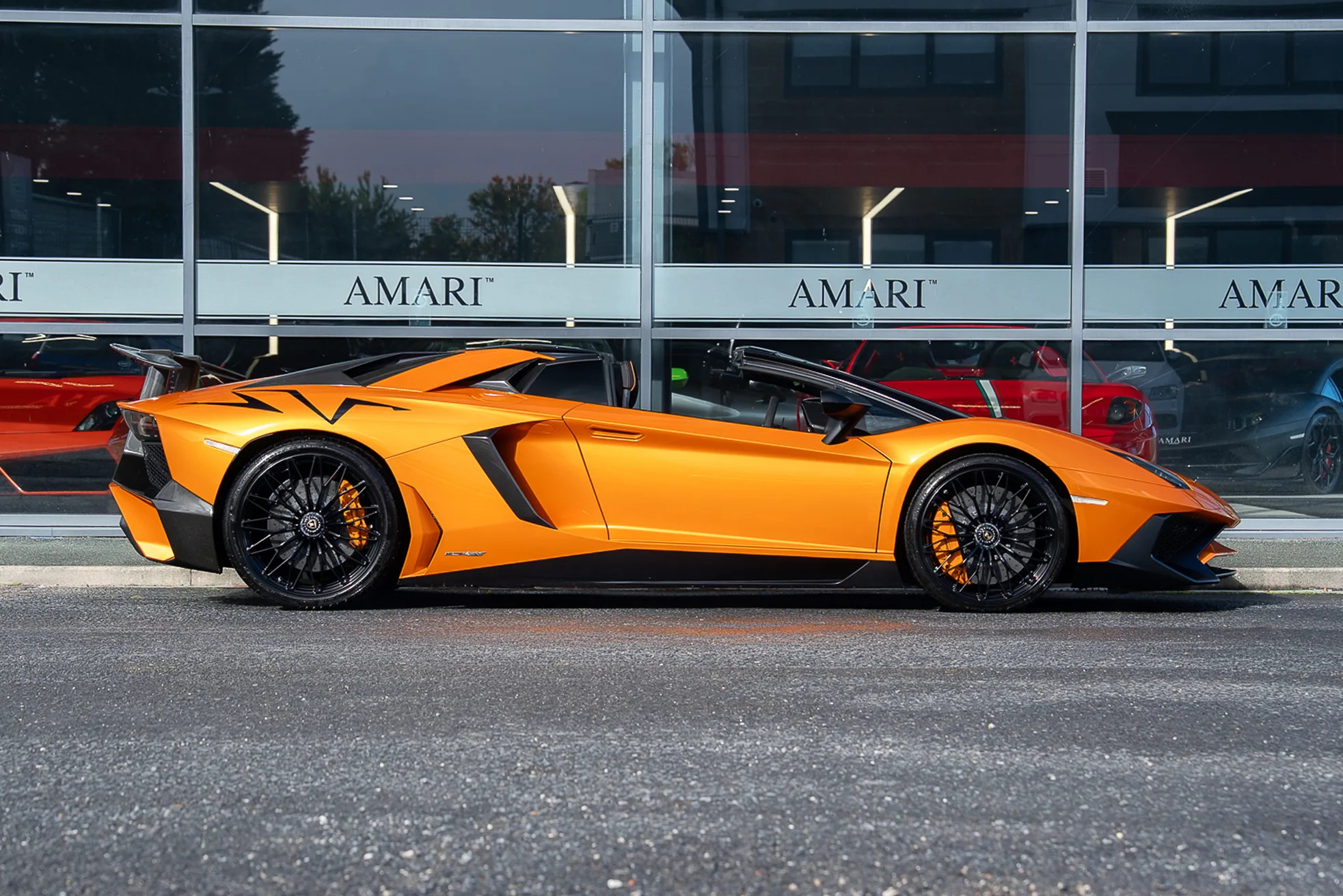 2017 Lamborghini Aventador SV Roadster, 2/30
