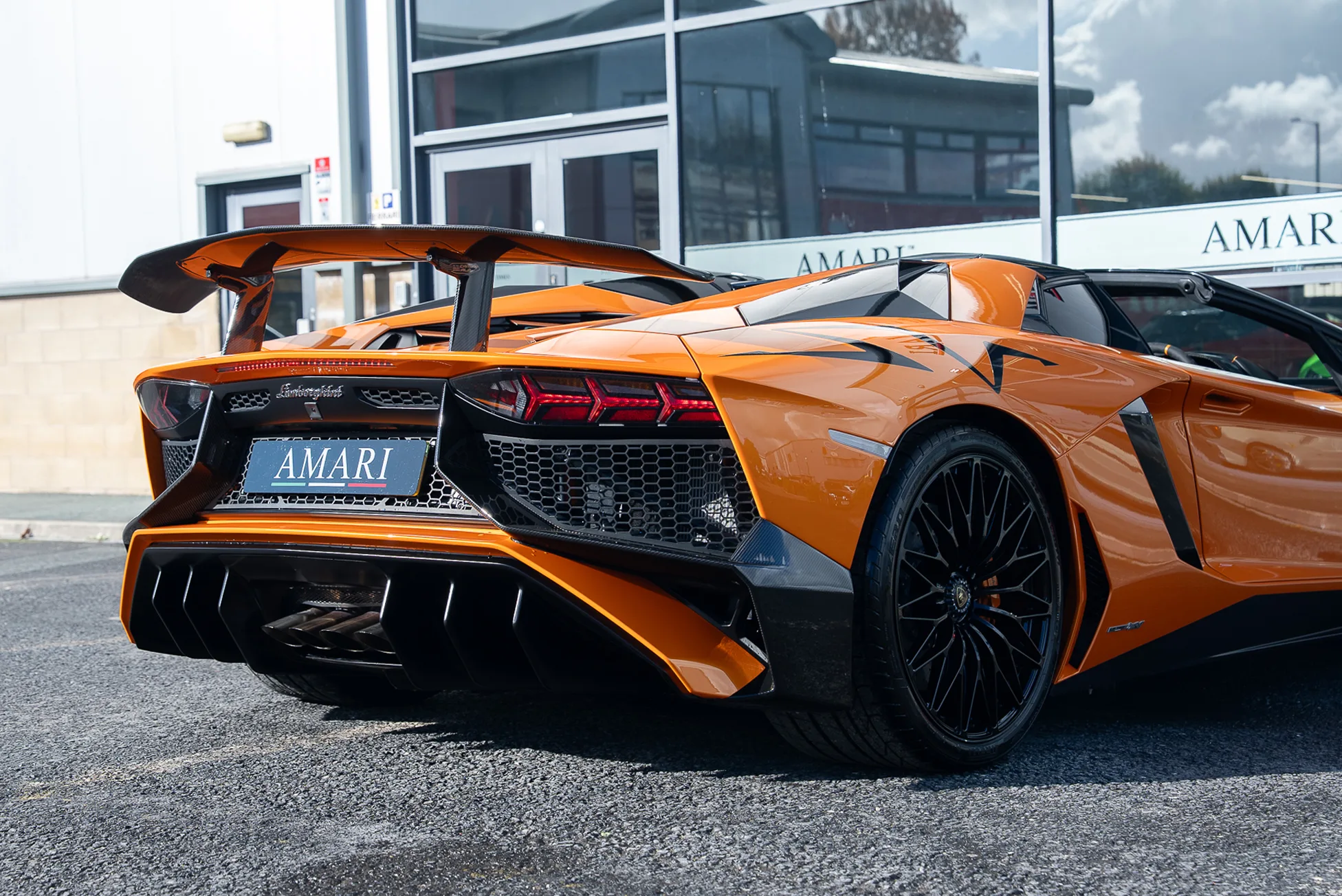2017 Lamborghini Aventador SV Roadster, 18/30