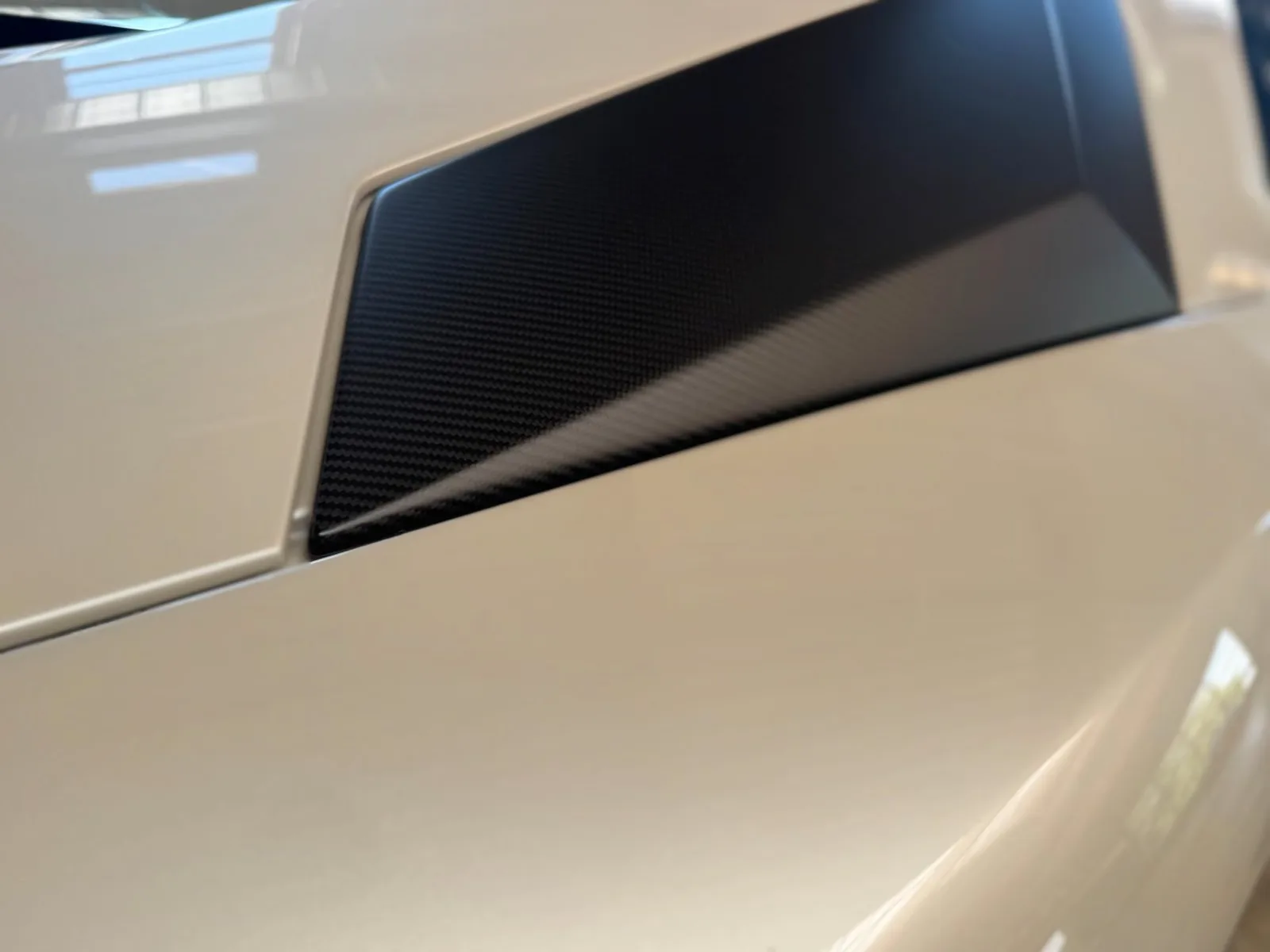 2017 Lamborghini Aventador SV Roadster, 24/30