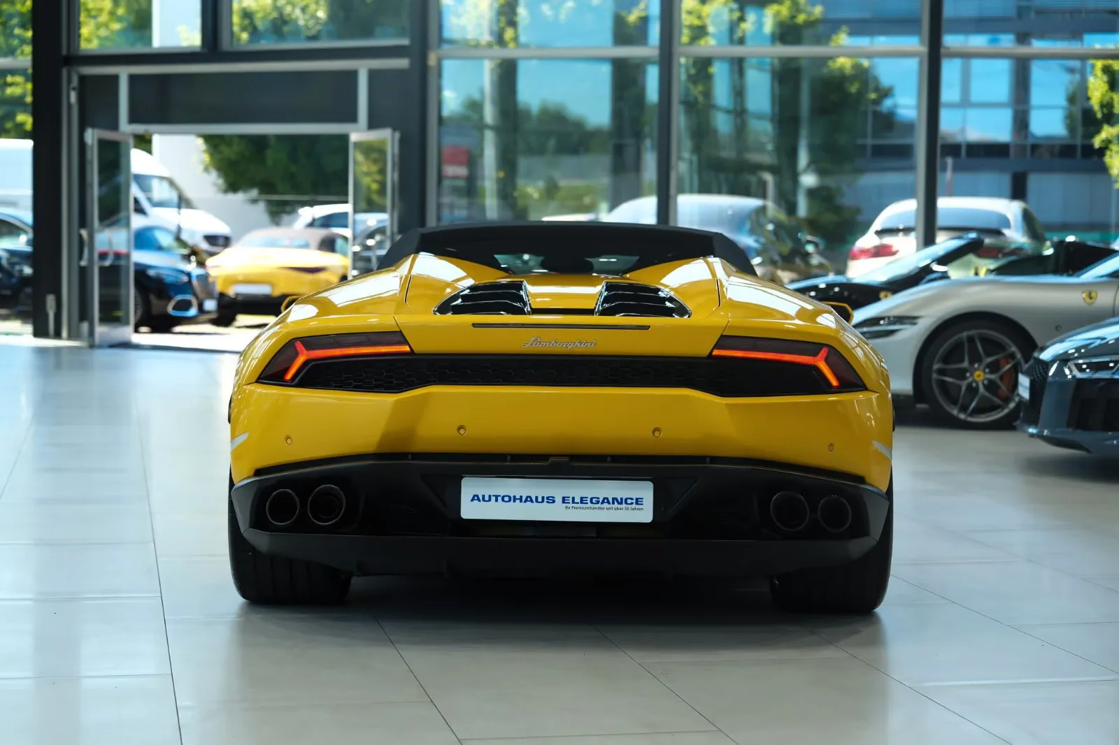 2017 Lamborghini Huracán LP 610-4 Spyder, 12/30