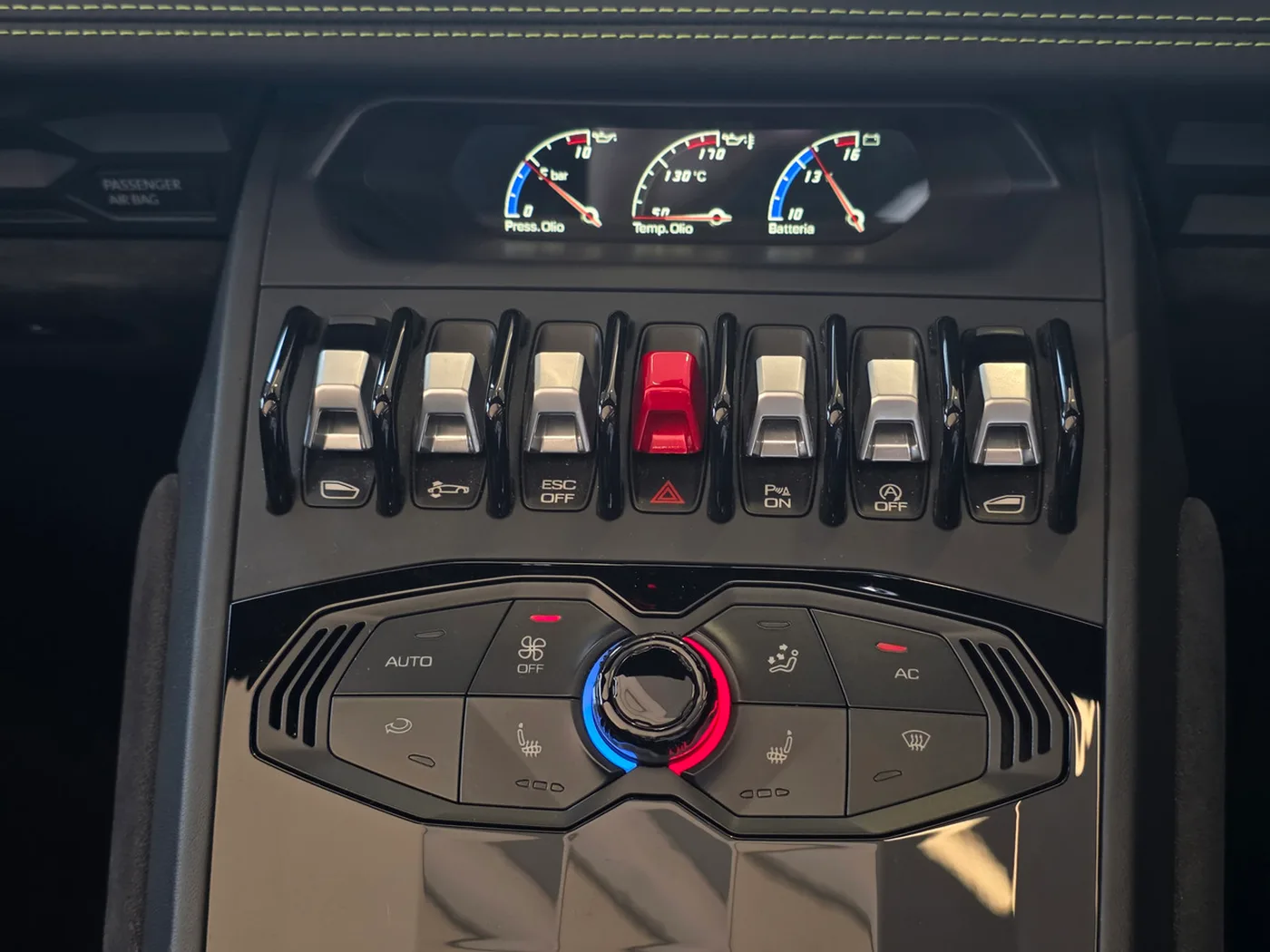 2017 Lamborghini Huracán LP 610-4 Spyder proposée par un groupe de concessions agréées à Pangbourne, Royaume-Uni, photo 14 sur 20