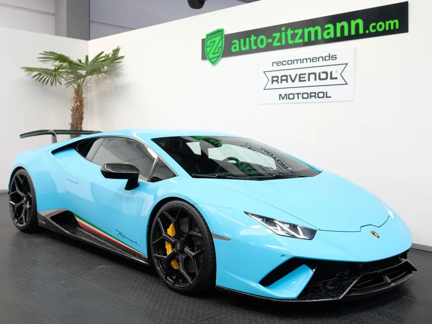 2017 Lamborghini Huracán Performante proposée par un concessionnaire spécialisé à Nuremberg, Allemagne, photo 4 sur 15