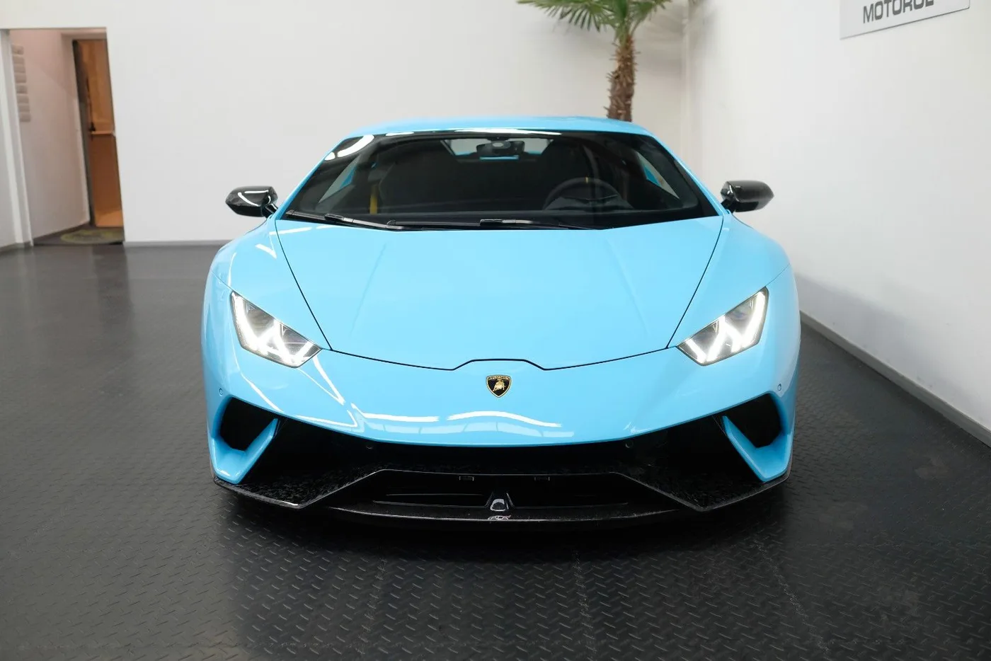 2017 Lamborghini Huracán Performante proposée par un concessionnaire spécialisé à Nuremberg, Allemagne, photo 5 sur 15