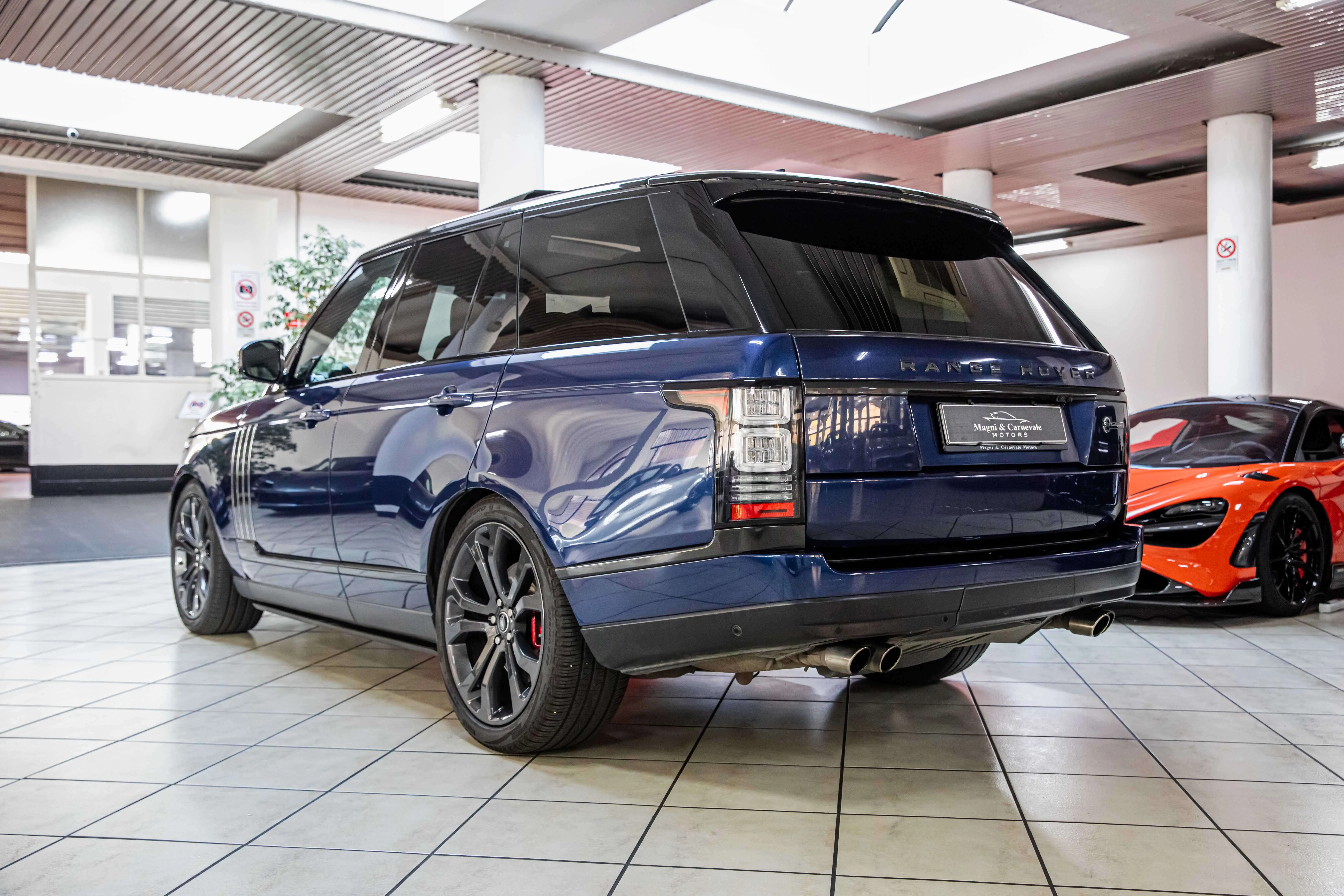 2017 Land Rover Range Rover SVAutobiography, 4/14