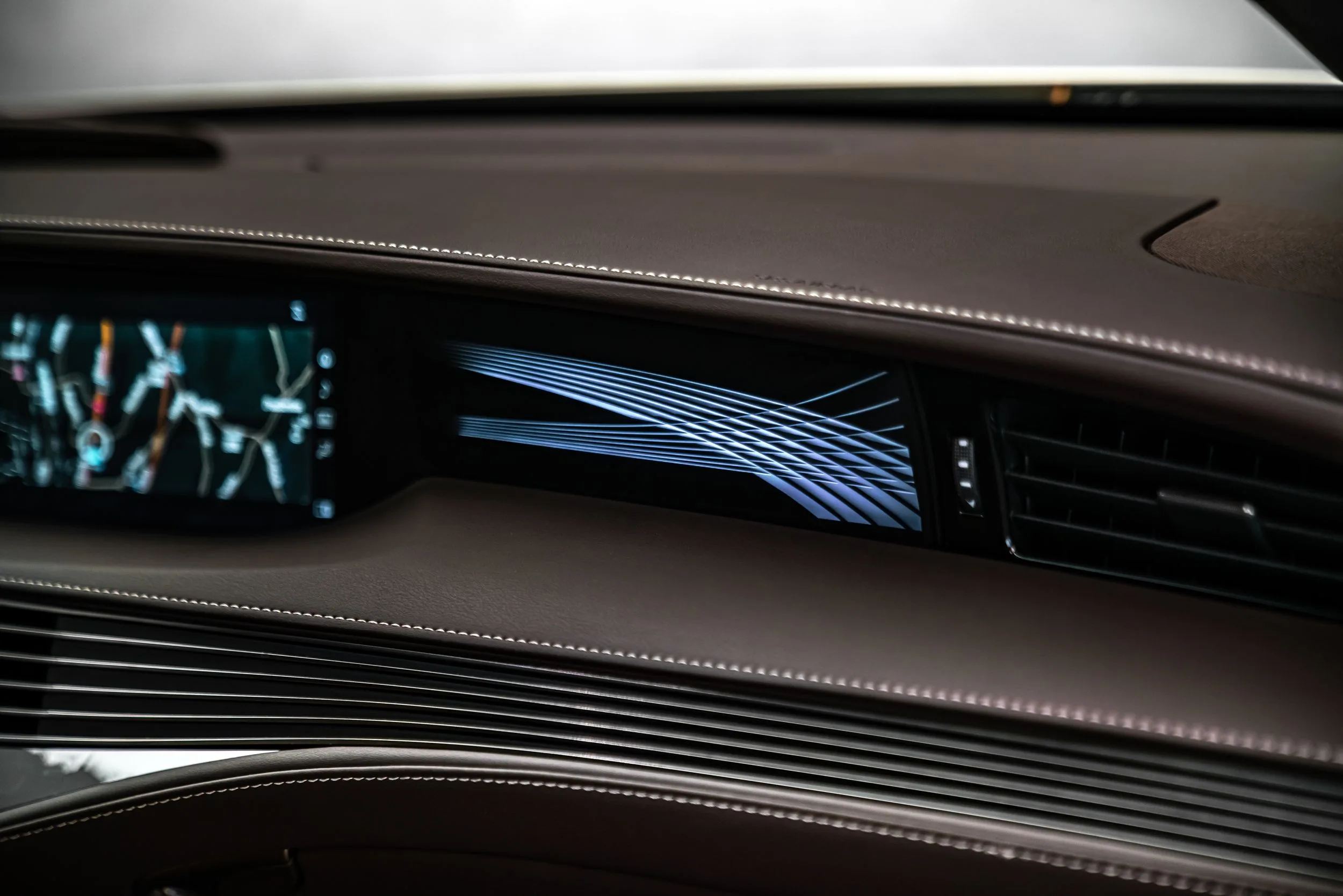 2017 Lexus LS 500h, 18/28