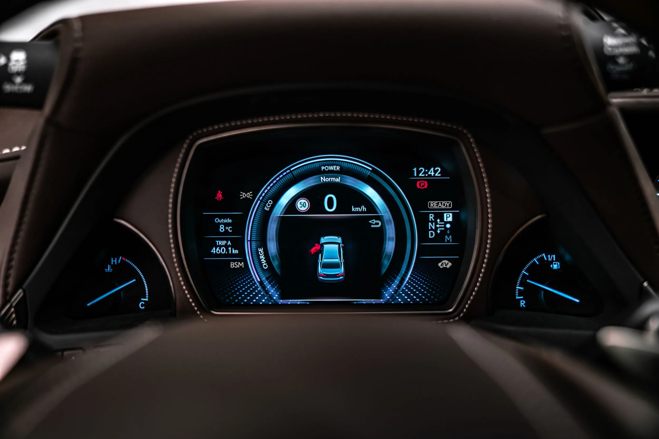 2017 Lexus LS 500h, 23/28