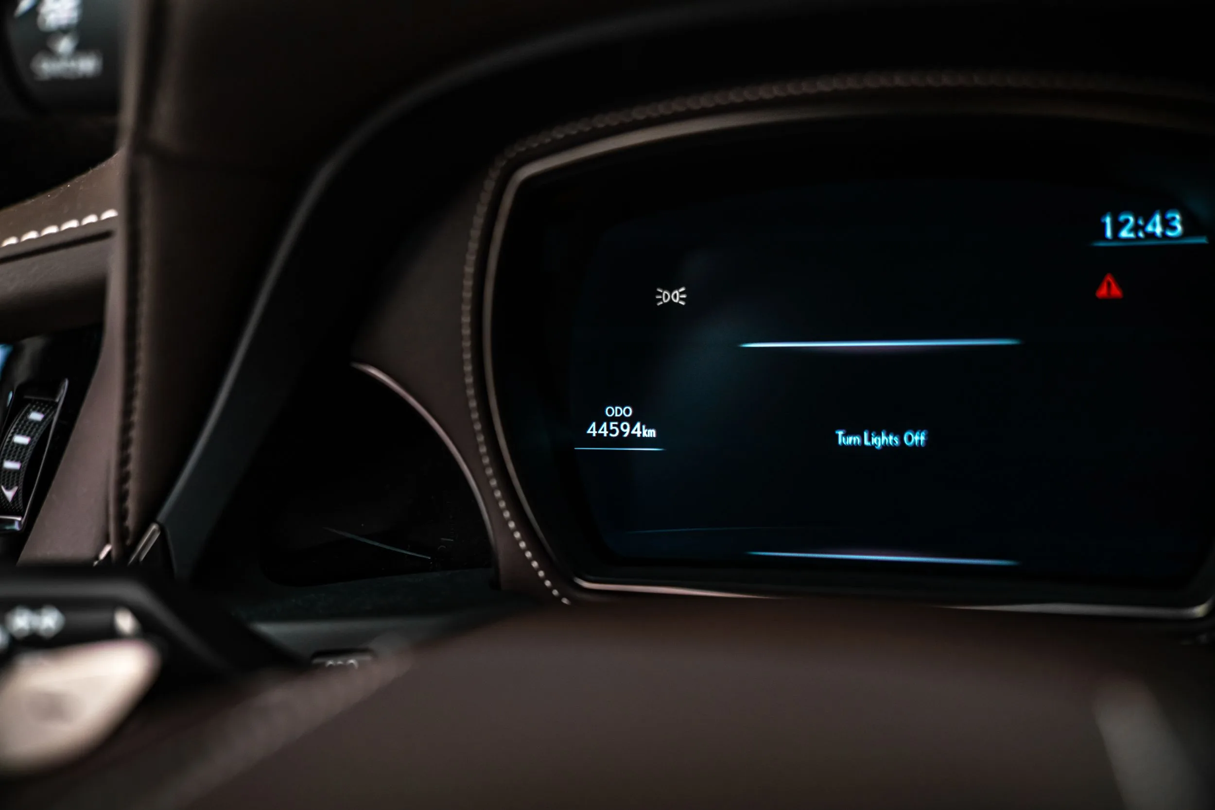 2017 Lexus LS 500h, 24/28