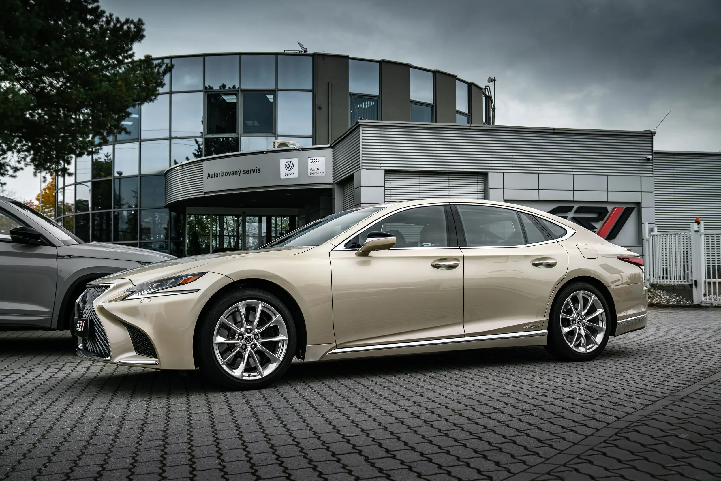 2017 Lexus LS 500h, 28/28