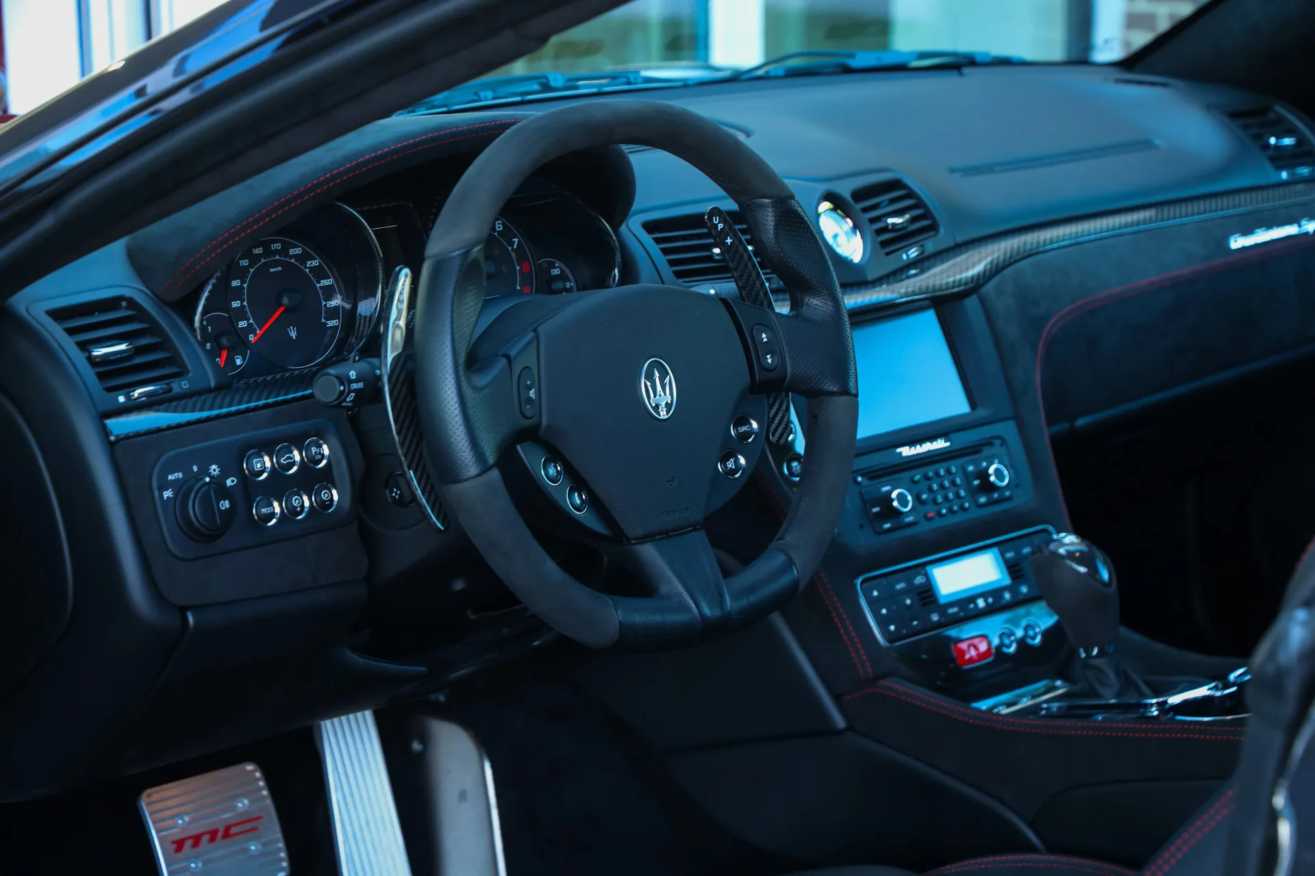 2017 Maserati GranTurismo Sport Special Edition, 3/30