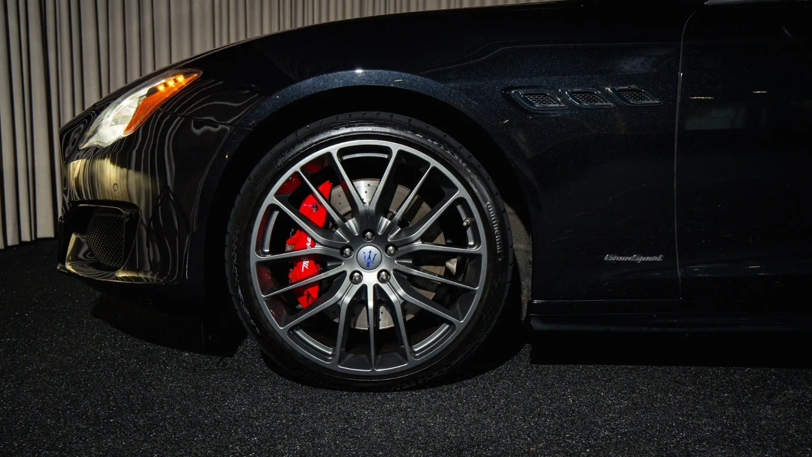 2017 Maserati Quattroporte GTS GranSport, 11/24