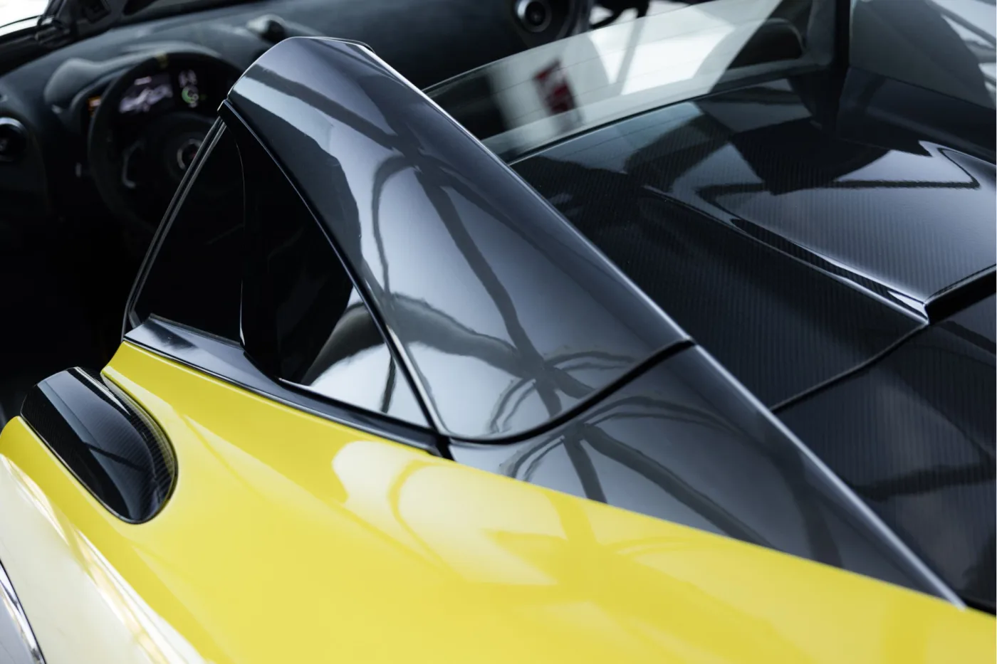 2017 McLaren 570S Spider proposée par un concessionnaire agréé McLaren et Morgan à Utrecht, Pays-Bas, photo 10 sur 25