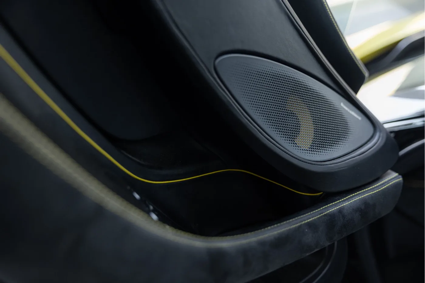 2017 McLaren 570S Spider proposée par un concessionnaire agréé McLaren et Morgan à Utrecht, Pays-Bas, photo 13 sur 25